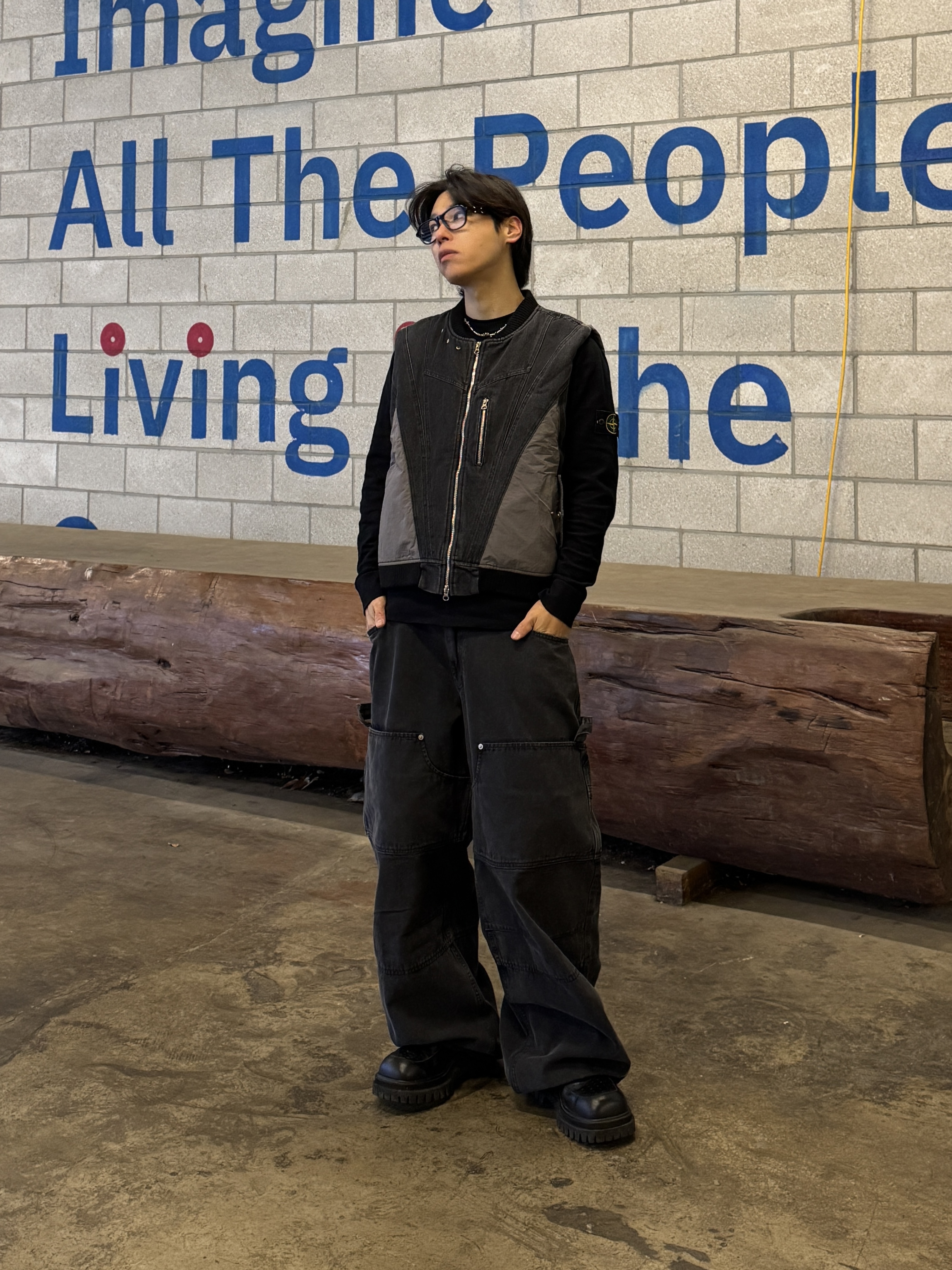 Gentle Monster x Maison Margiela MM113 Black Clear 착용 스타일 - 2