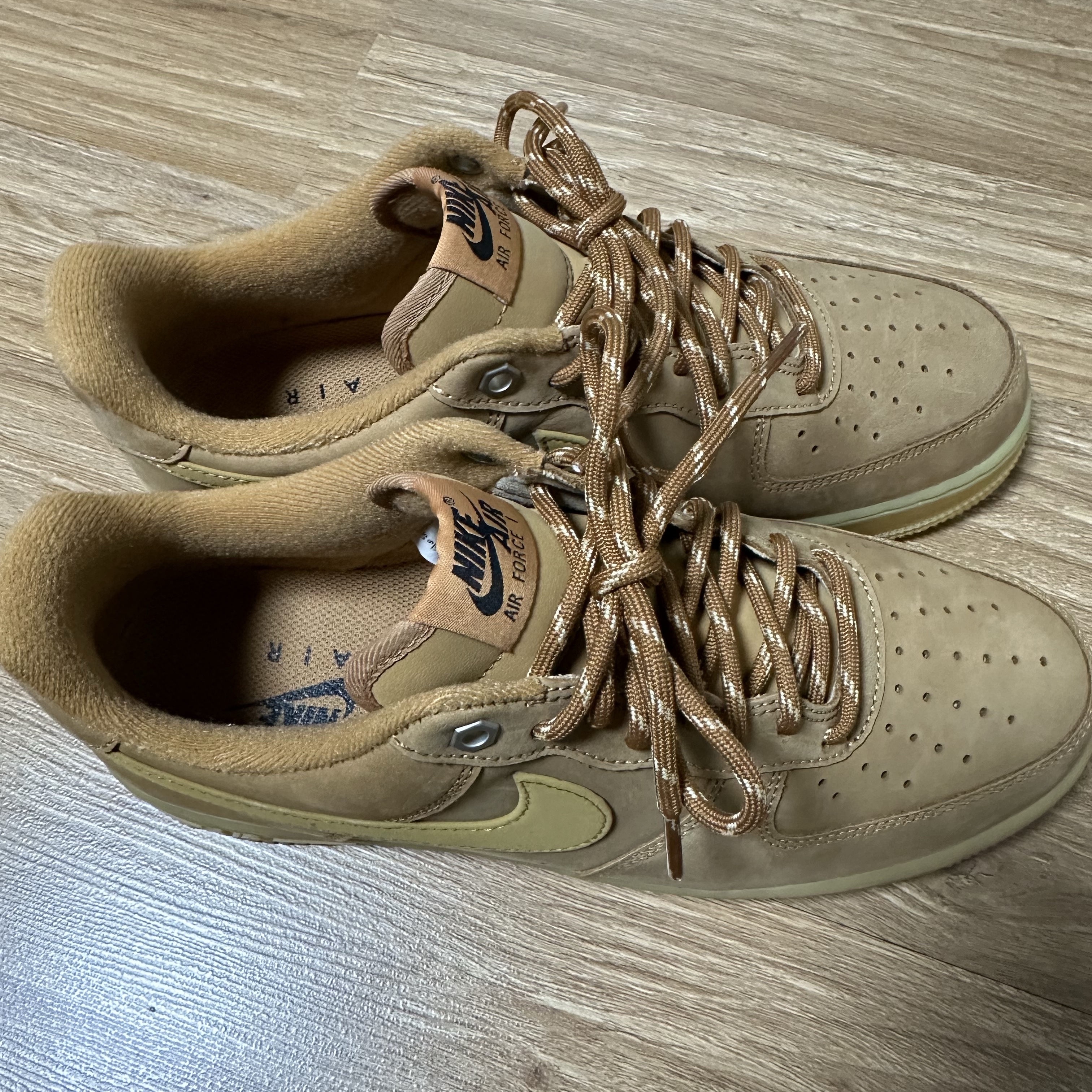 Nike Air Force 1 '07 WB Flax 착용 스타일 - 3