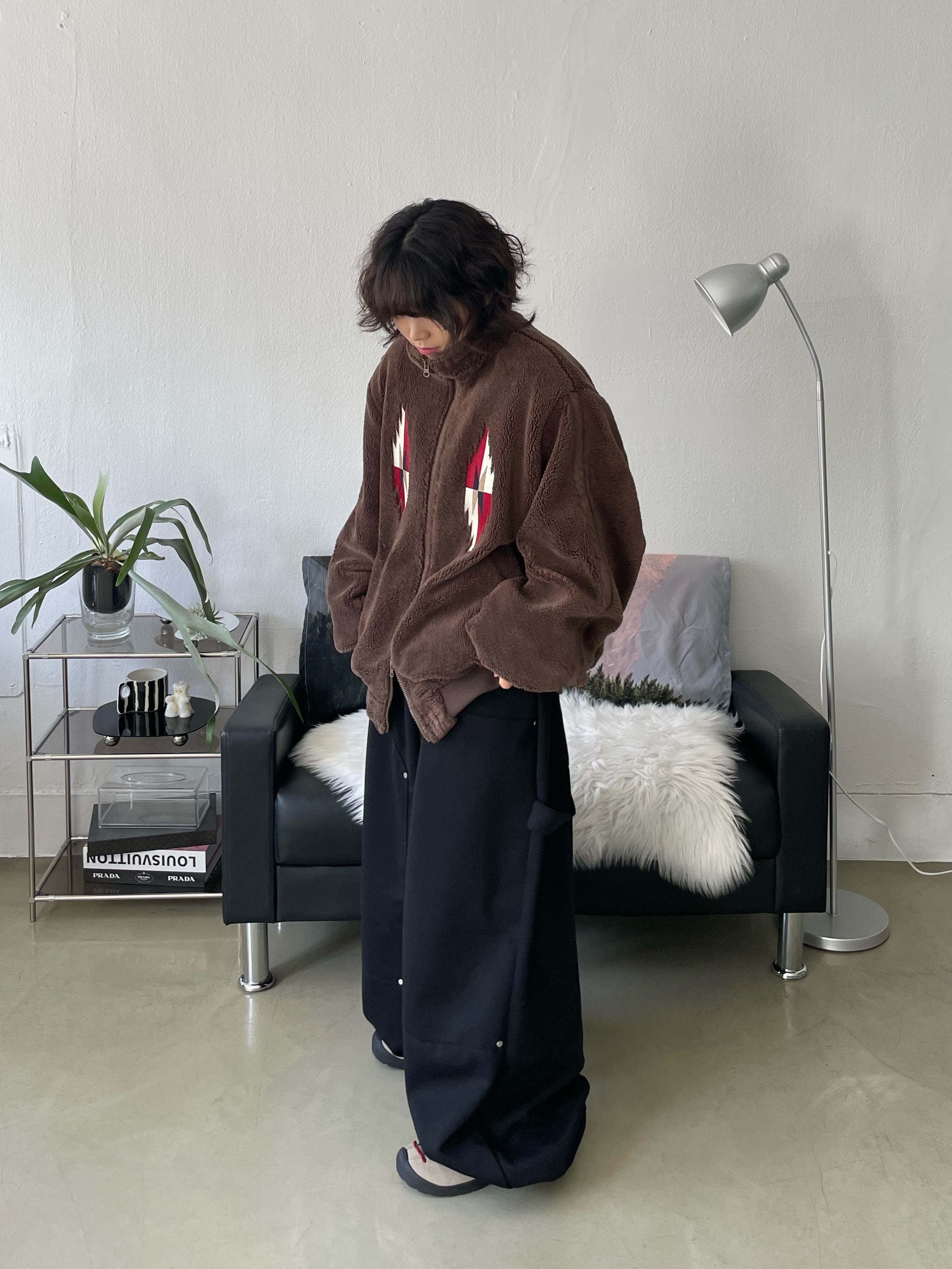 (W) Keen Jasper Suede Sneakers Silver Mink 착용 스타일 - 1