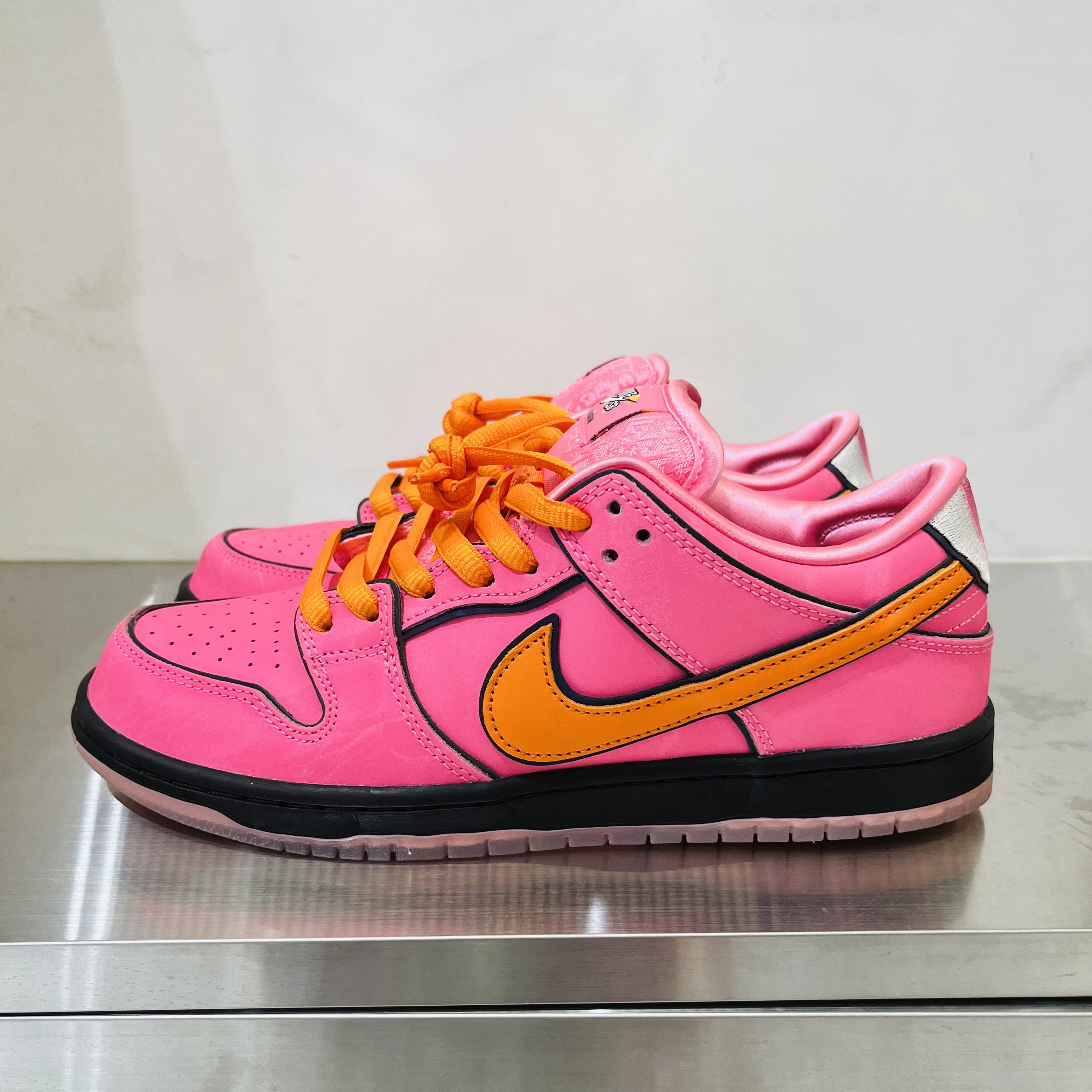 Nike x The Powerpuff Girls SB Dunk Low Pro QS Blossom 착용 스타일 - 2