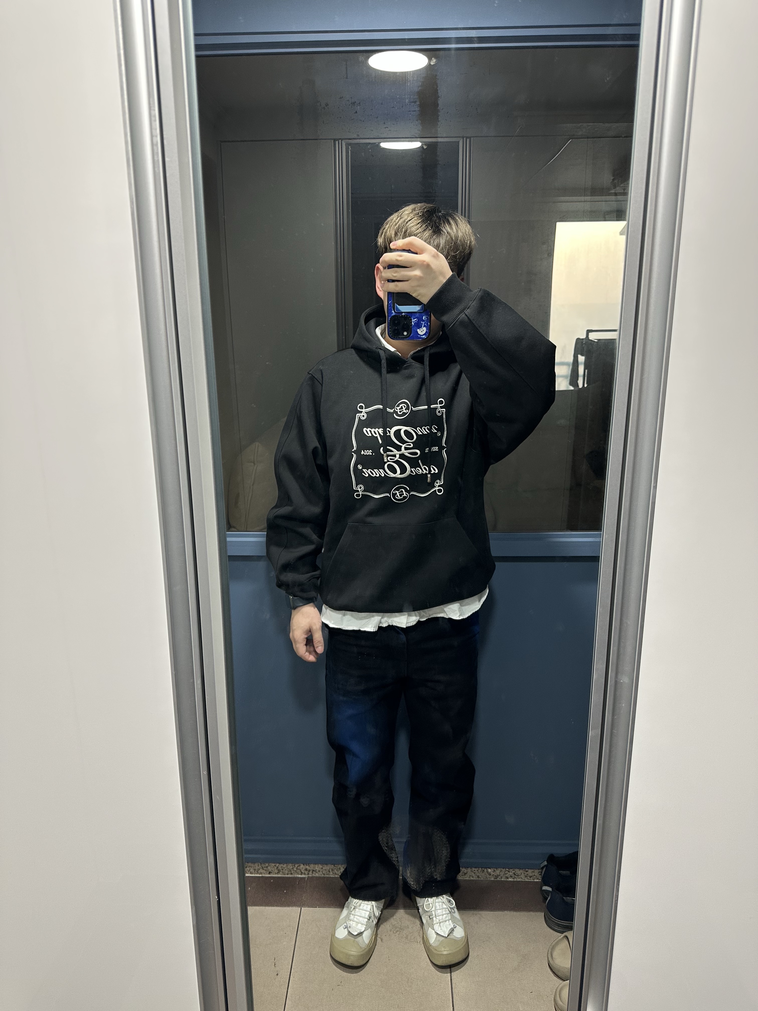 Ader Error Petri Jeans Noir, Camper x Ader Error Proto-240-S Cinder German Shoes 착용 스타일