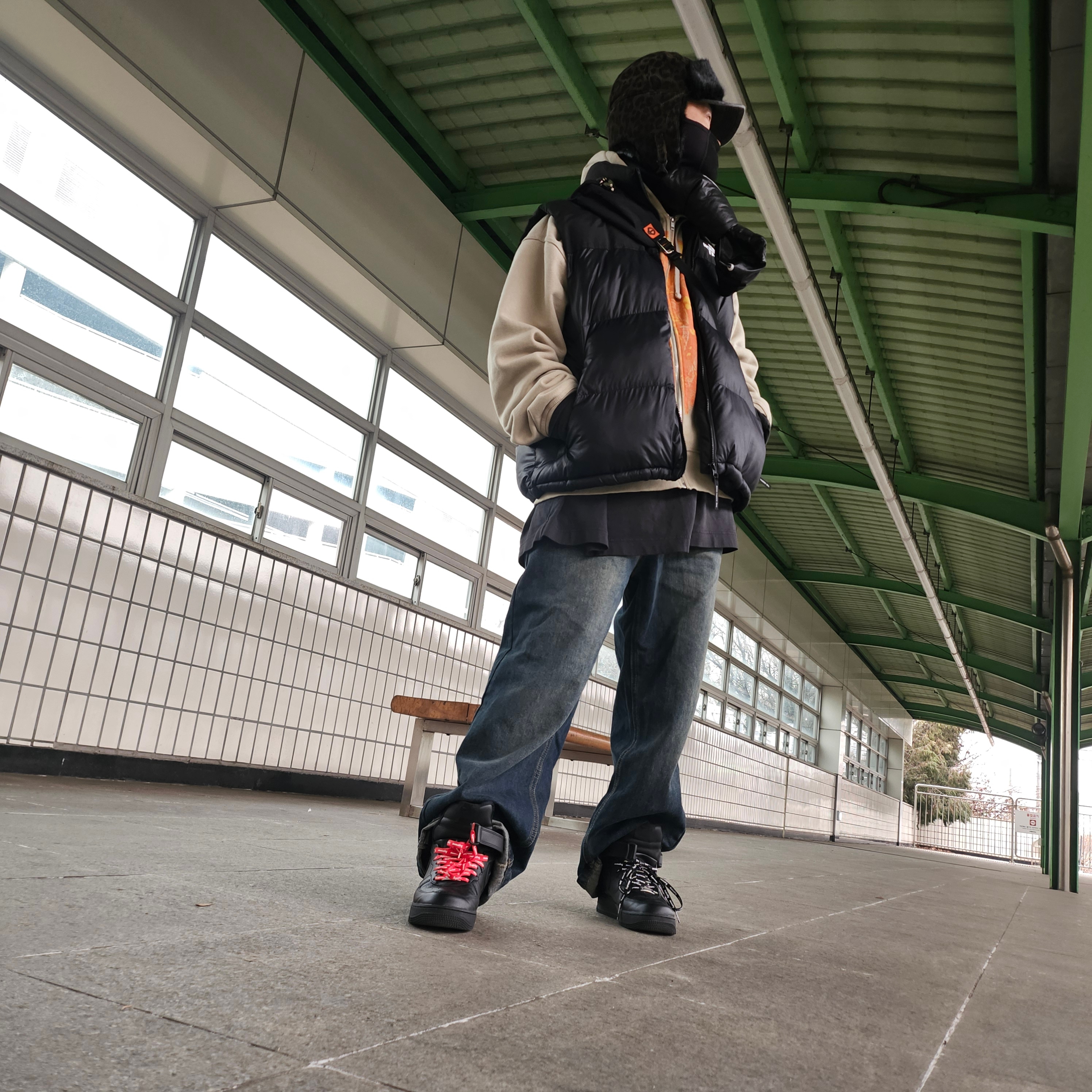 Stussy SS Link Studded Belt Black, HRTM x NAROO V101 Half Balaclava Black 착용 스타일 - 1