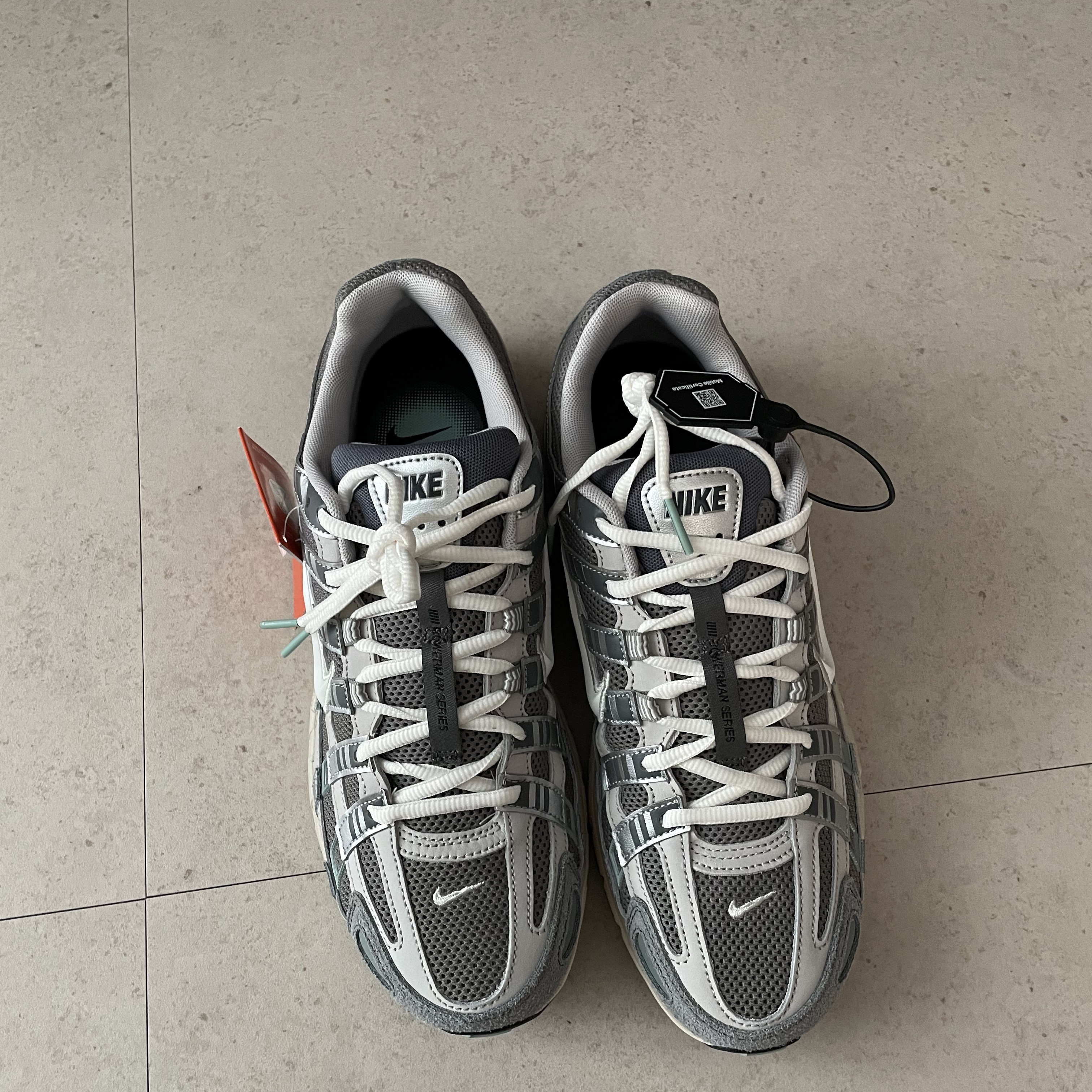 Nike P-6000 Flat Pewter Light Iron Ore 착용 스타일 - 1