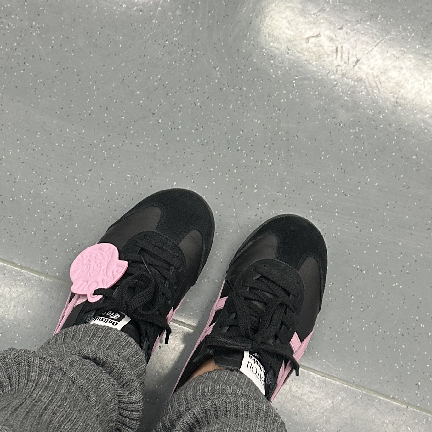 Onitsuka Tiger x Patou Mexico 66 Black Cotton Candy, (W) Lululemon Align High-Rise 24 Inch Pocket Pants Black - Asia 착용 스타일 - 3