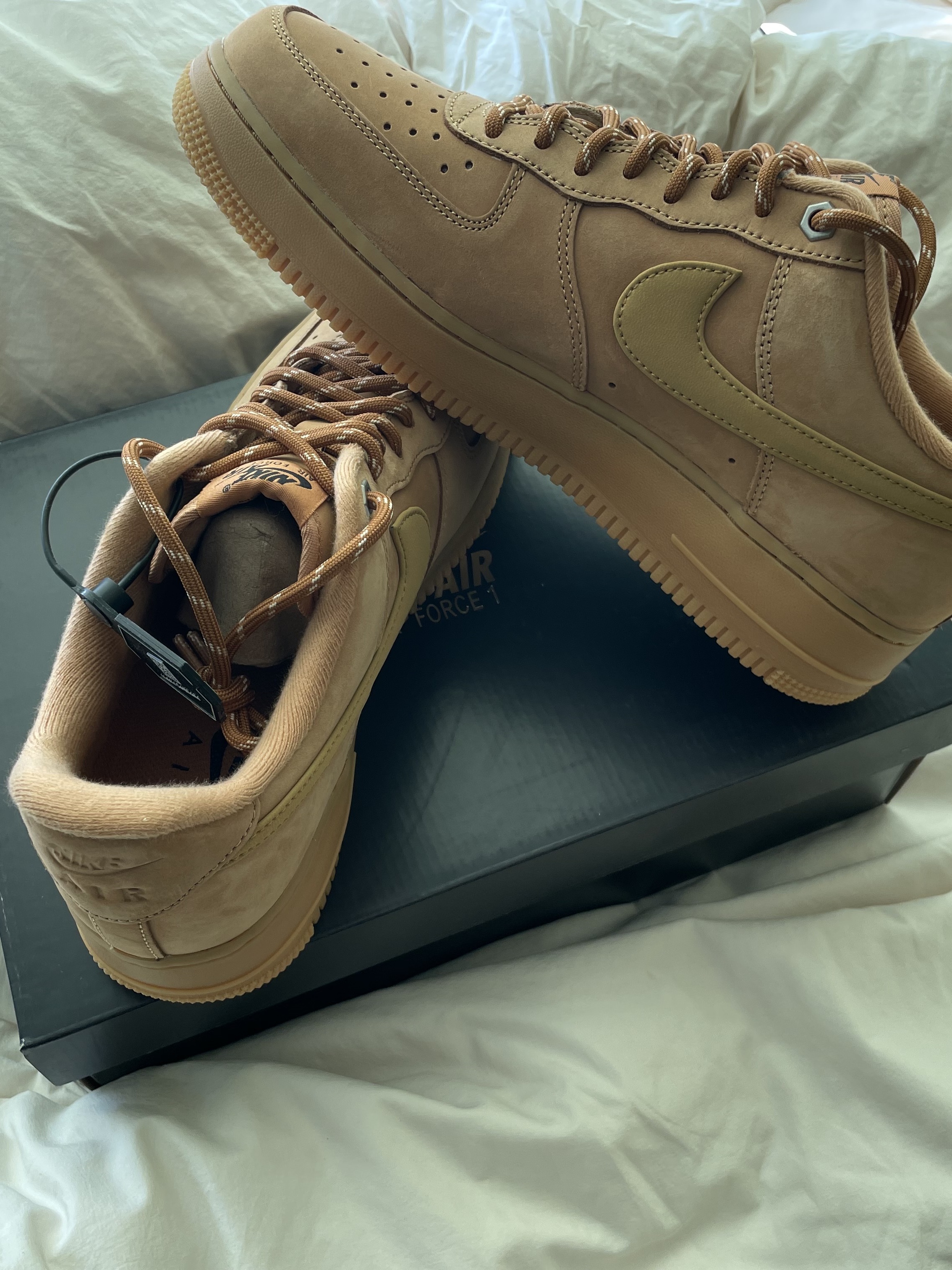 Nike Air Force 1 '07 WB Flax 착용 스타일 - 3
