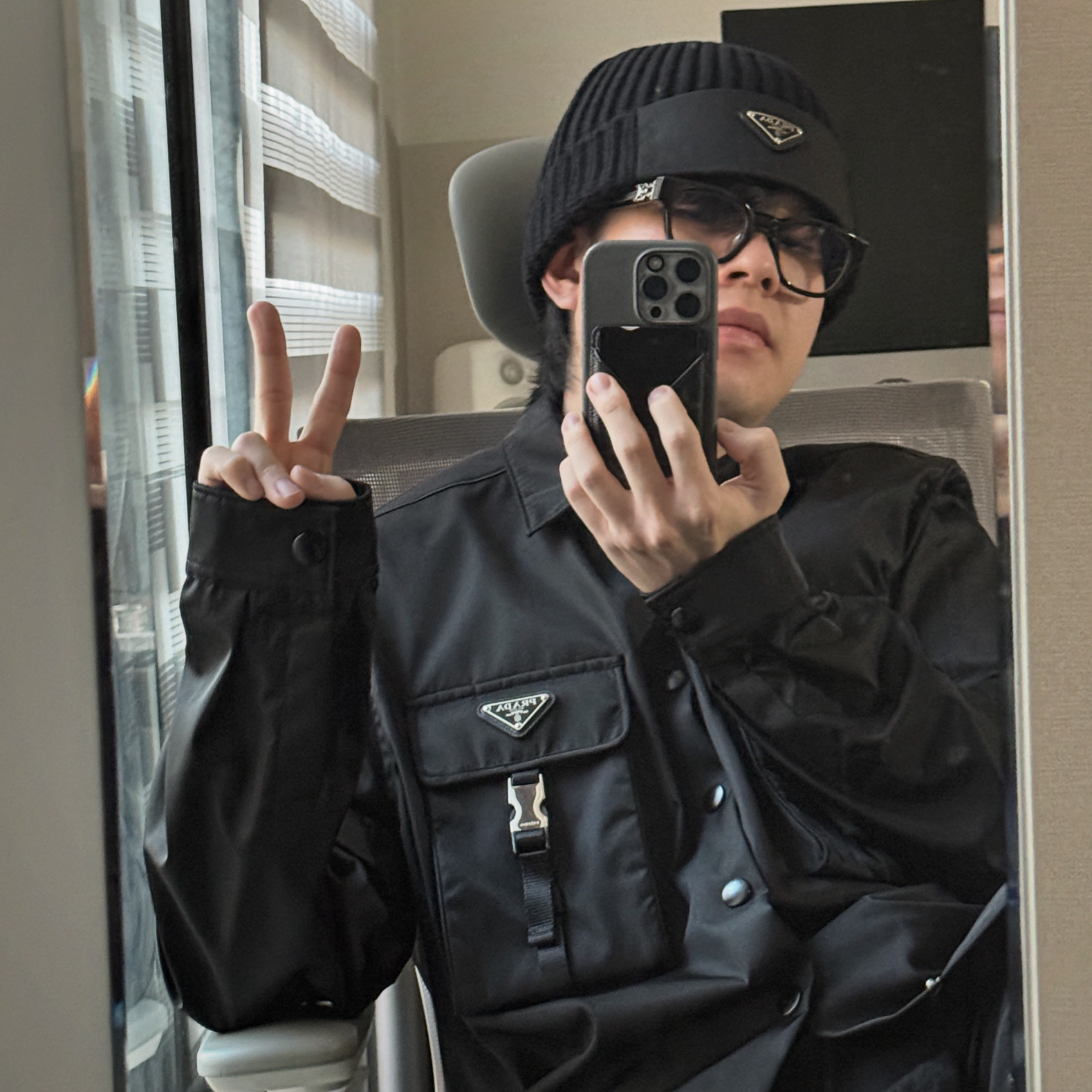 Prada Re-Nylon Gabardine and Wool Beanie Black, Chrome Hearts Cuntvoluted Black 착용 스타일 - 2