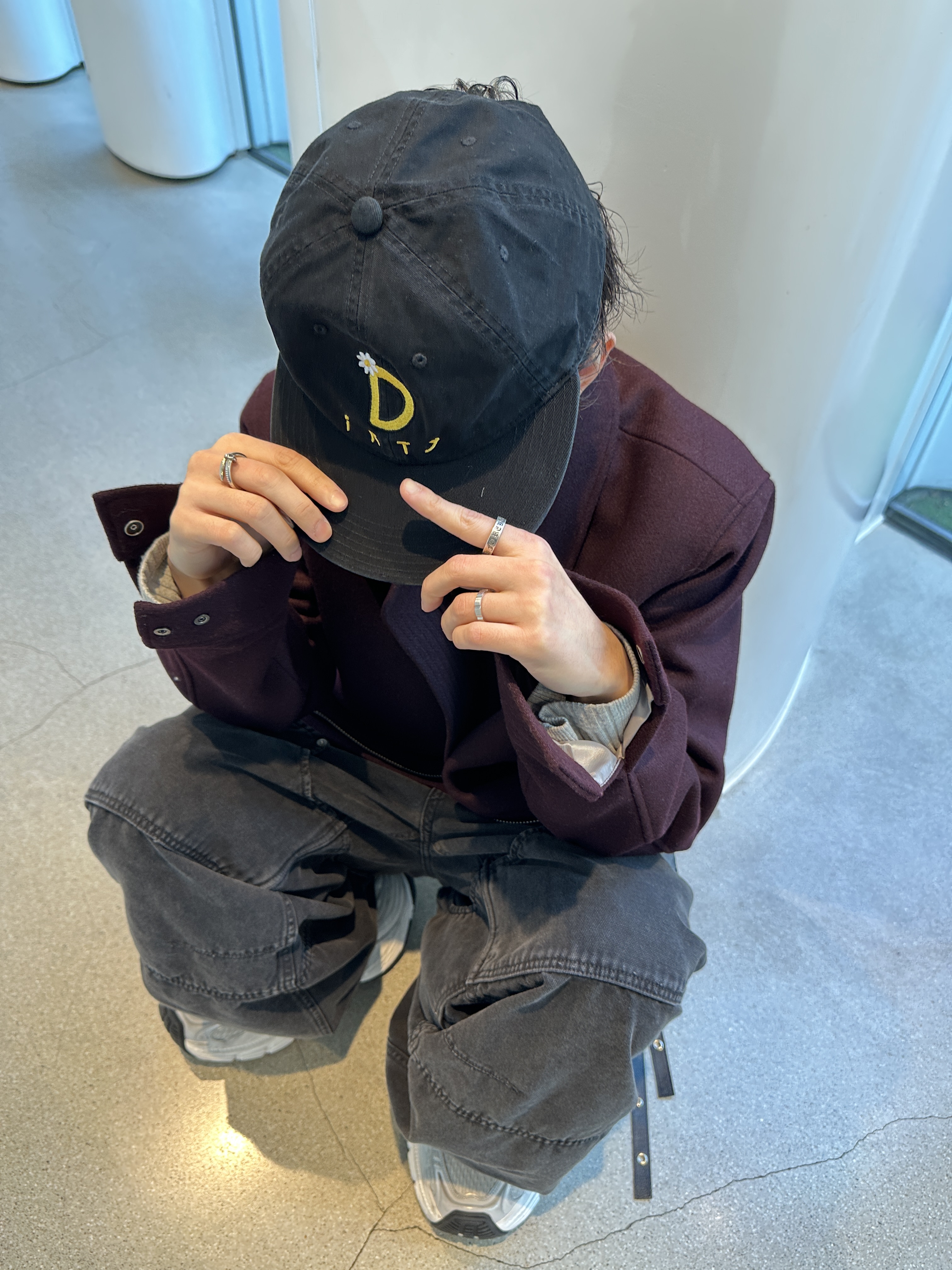 Undermycar Mu.92 Anti Fxxking Logo Play Cropped Wool Blouson - Burgundy 착용 스타일 - 2