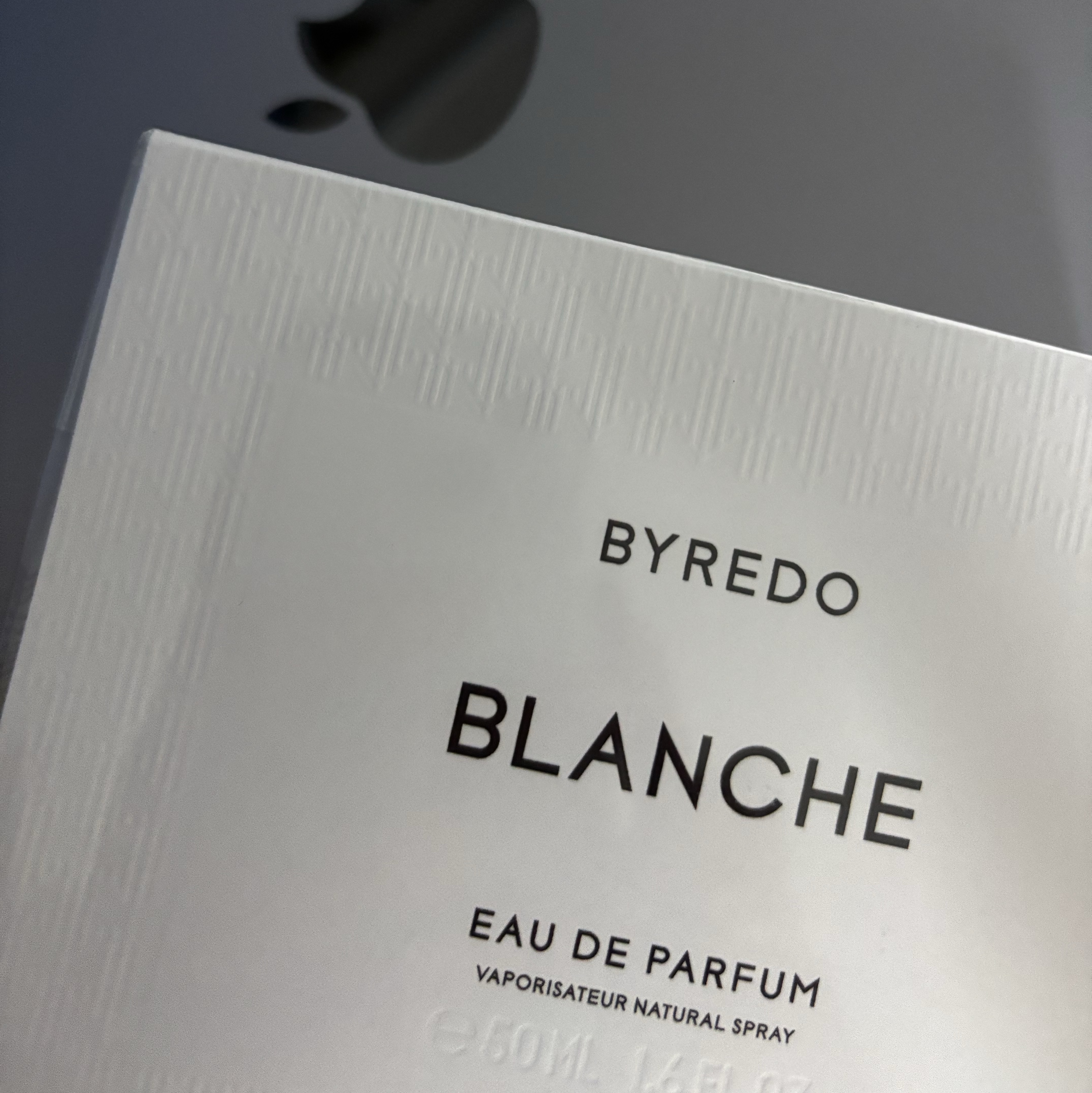 Byredo Blanche Eau De Parfum 50ml 착용 스타일