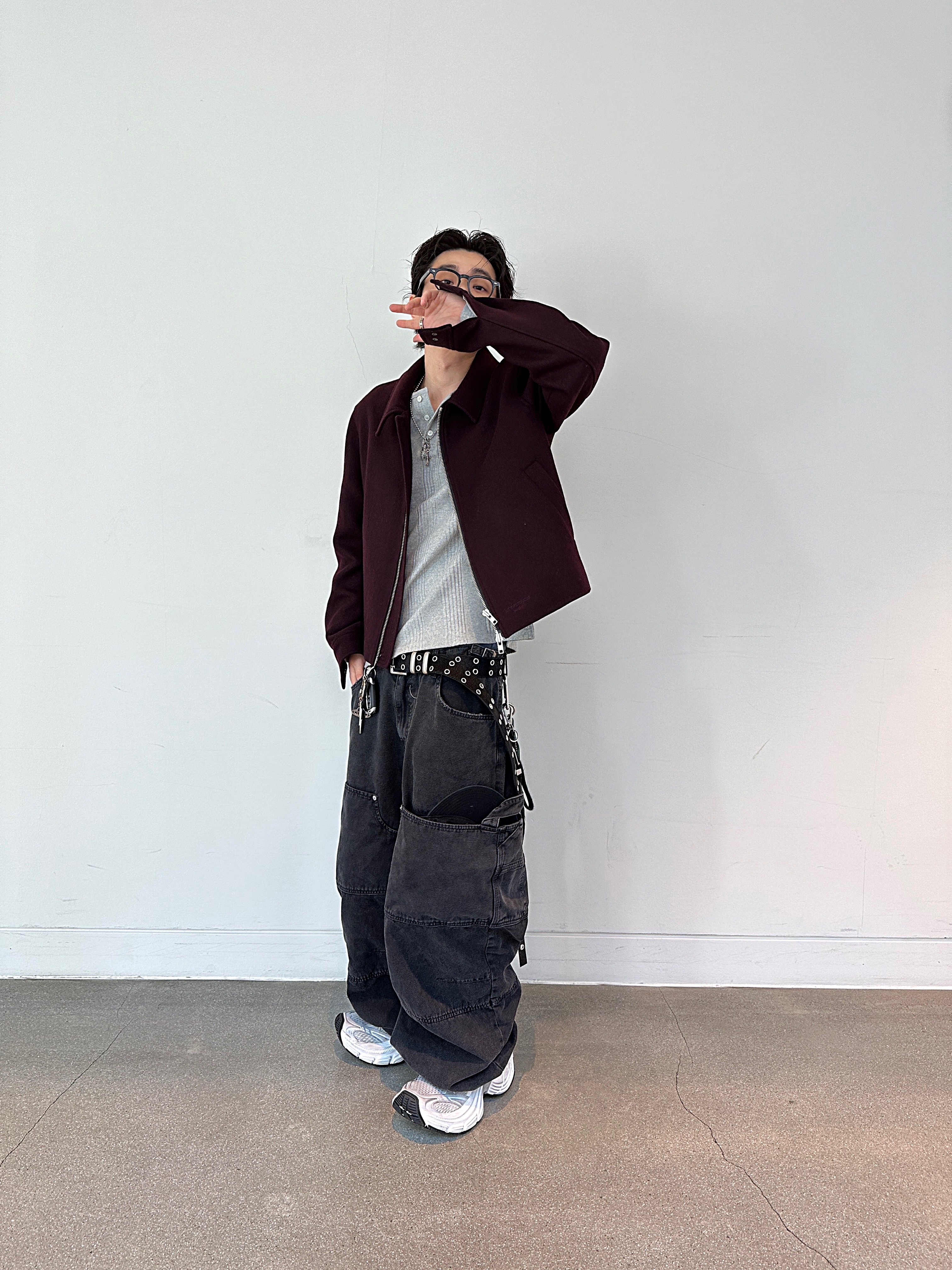 Undermycar Mu.92 Anti Fxxking Logo Play Cropped Wool Blouson - Burgundy 착용 스타일 - 3