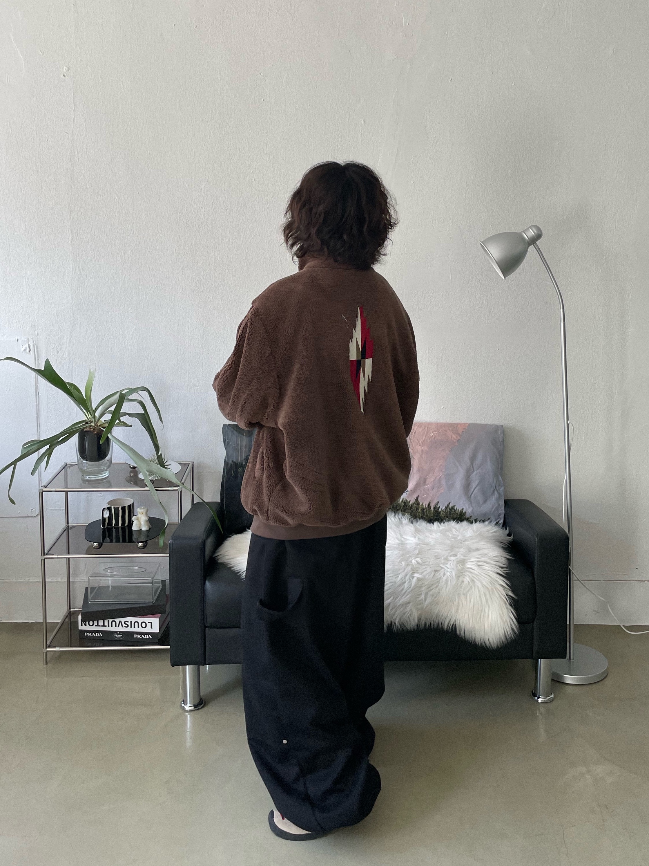 (W) Keen Jasper Suede Sneakers Silver Mink 착용 스타일 - 3