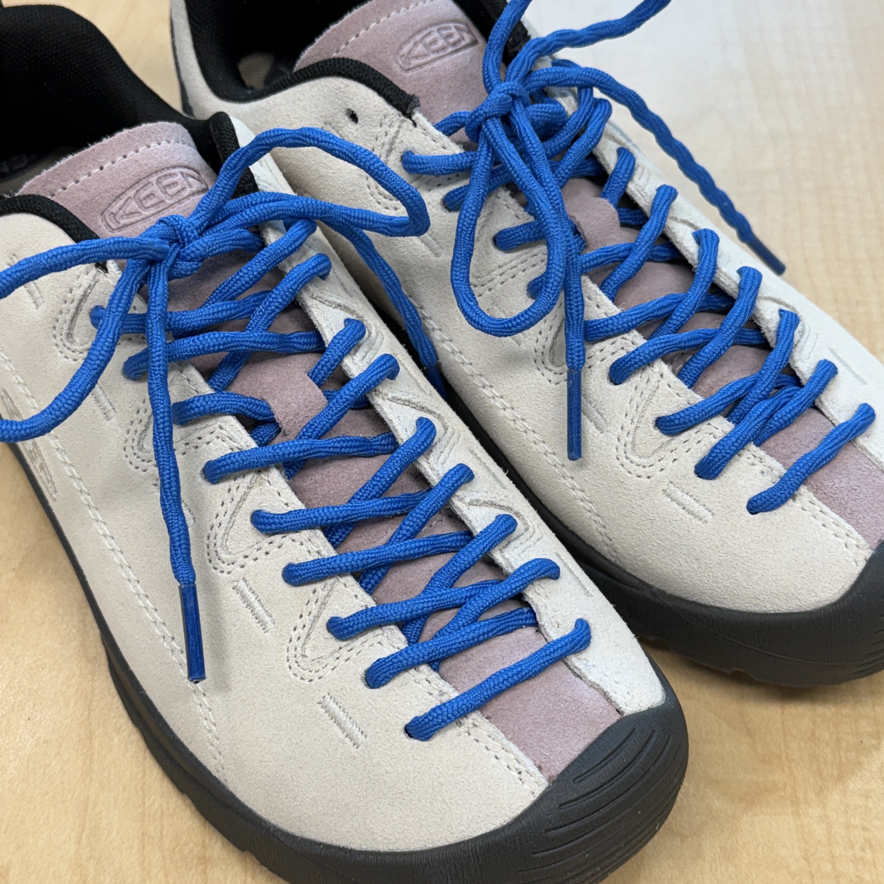 (W) Keen Jasper Suede Sneakers Birch Fawn 착용 스타일