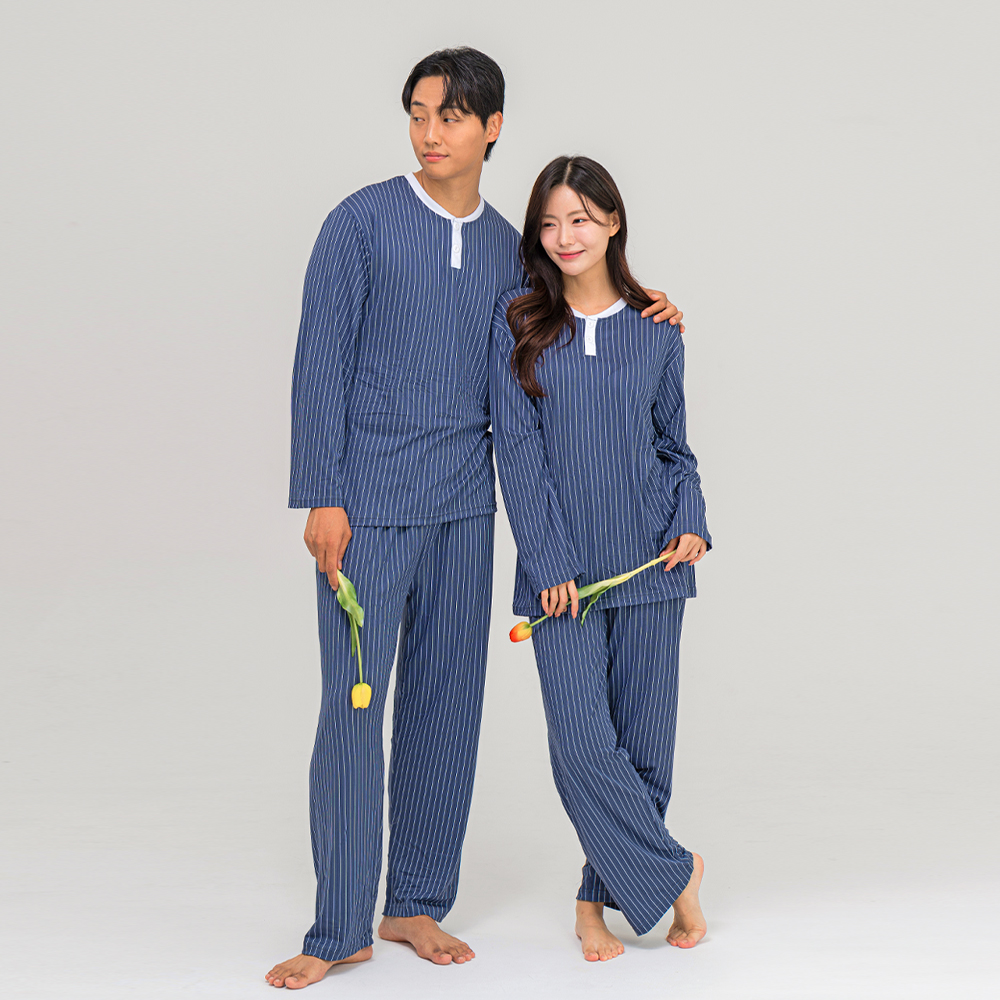 [3% 적립] 에이원 유니섹스 피치 기모 핀스트라이프 라운드 잠옷 세트 네이비([3% 적립] Aone Unisex Peach Fleece Pinstripe Round Pajama Set Navy) - 2