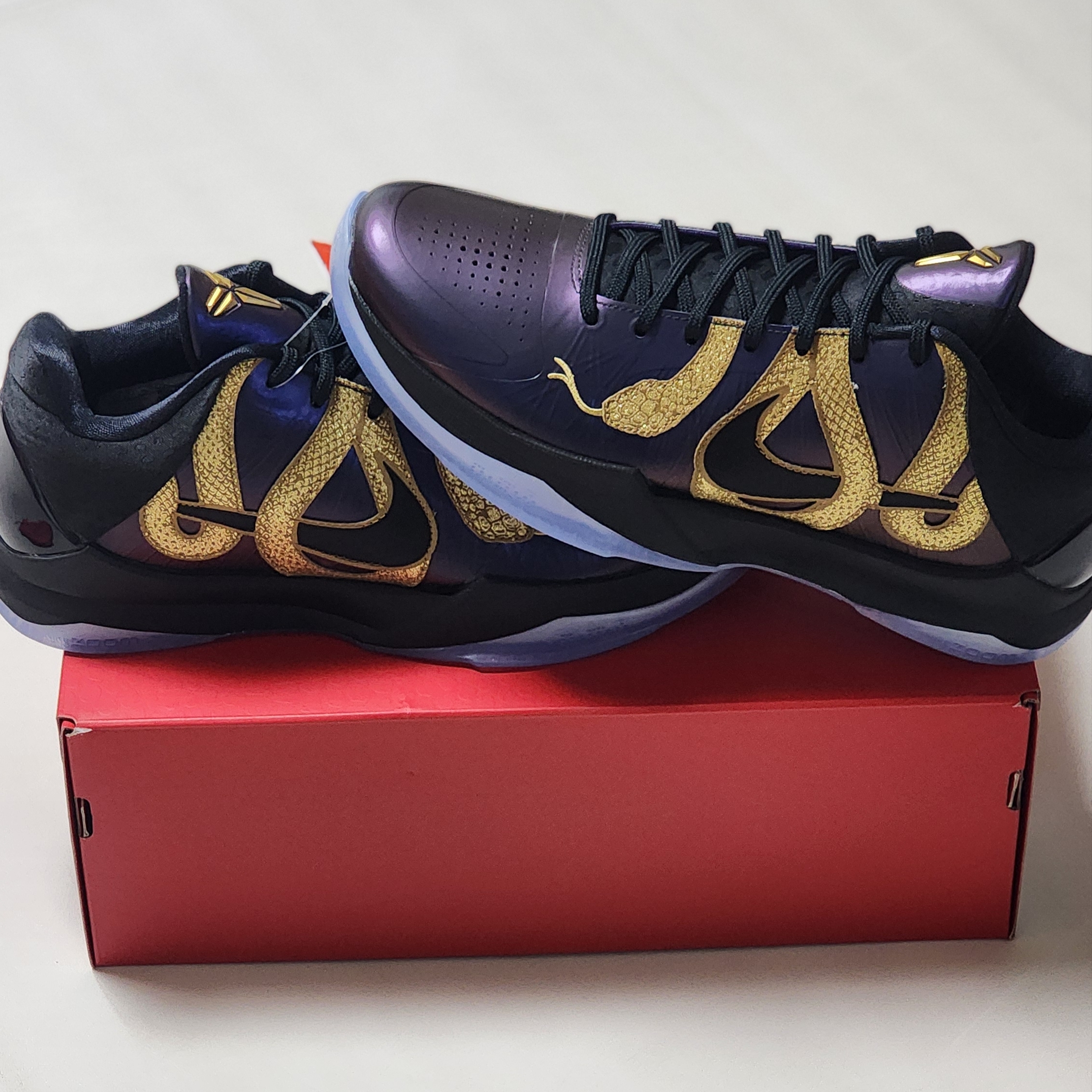 Nike Kobe 5 Protro Year of the Mamba Eggplant 착용 스타일 - 1