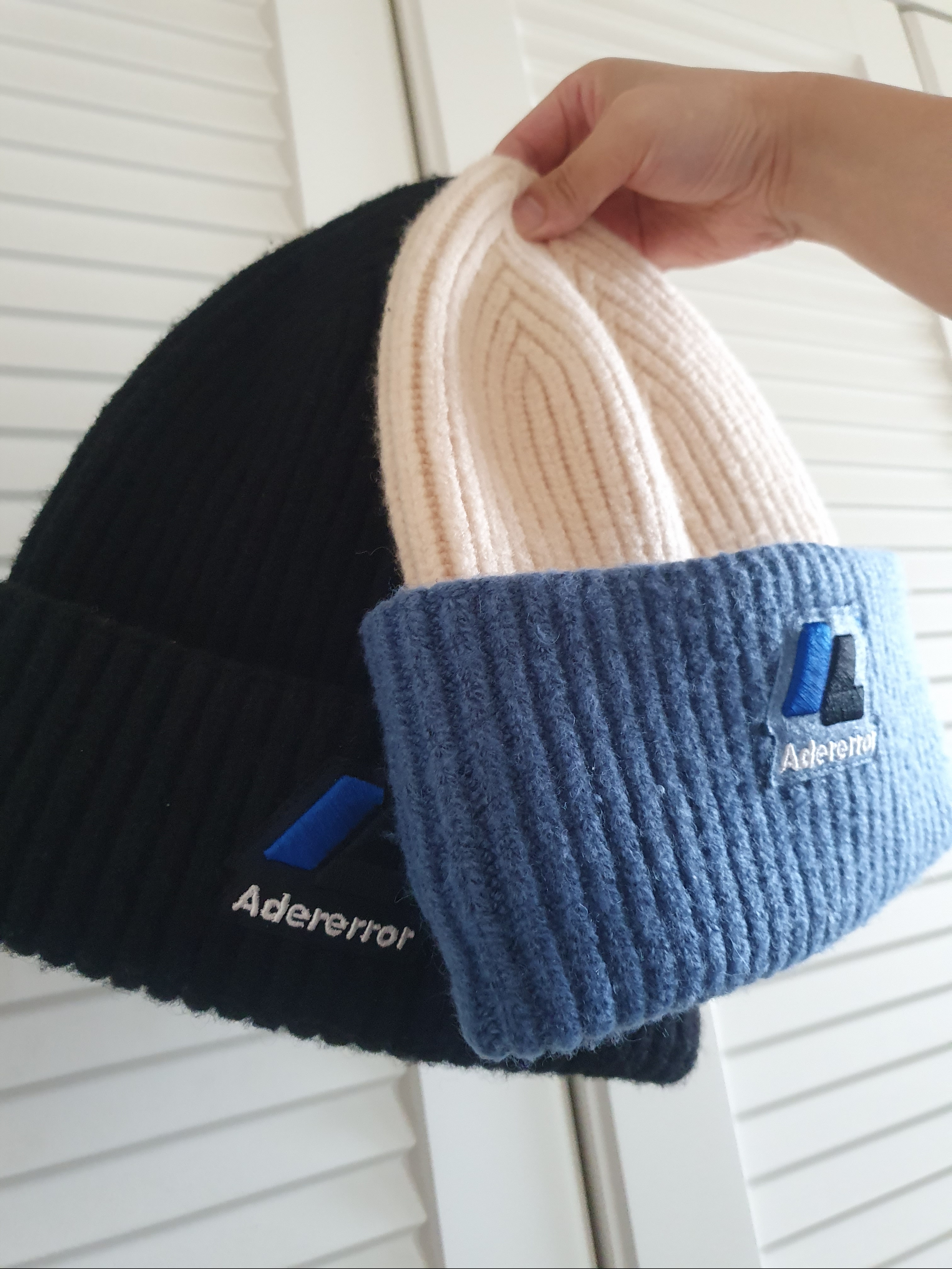Ader Error x Zara Beanie Cream, Ader Error x Zara Beanie Black 착용 스타일 - 2