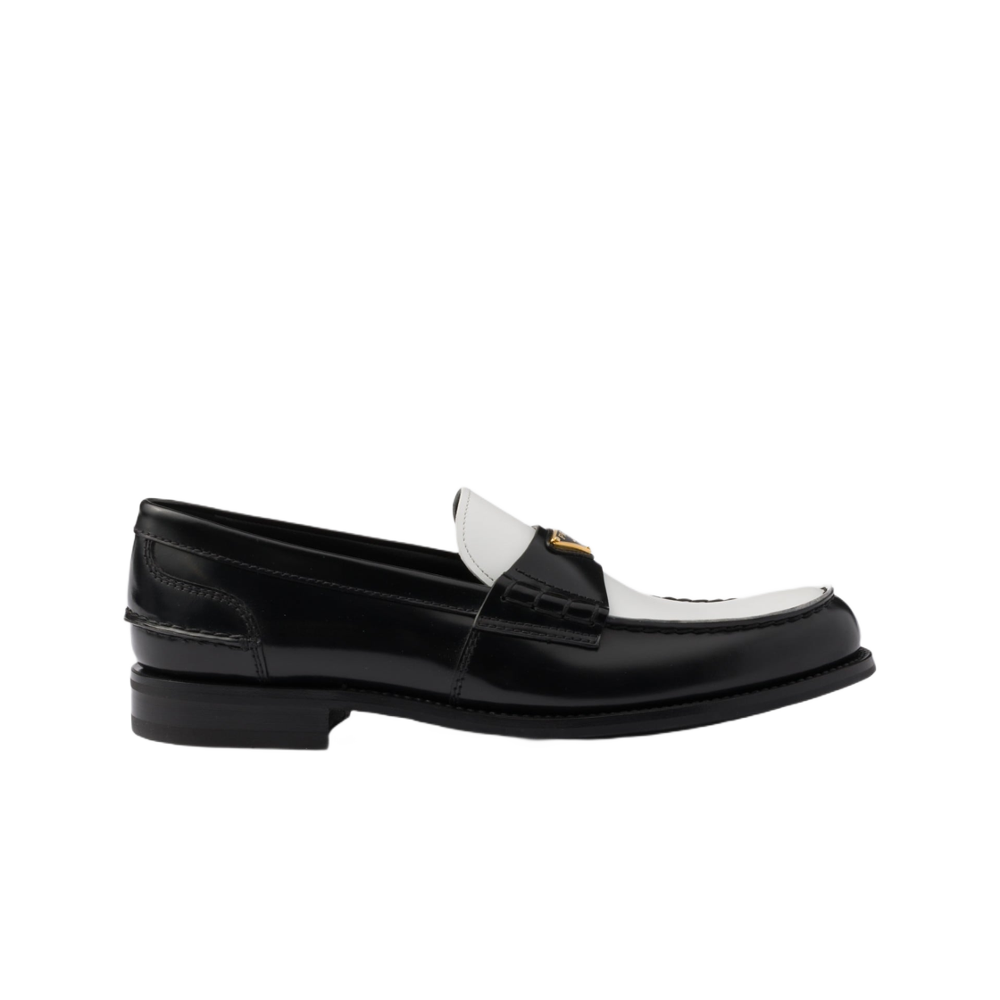 2DB223-AZ3-F0967 Prada Two-Tone Brushed Leather Loafers Black White