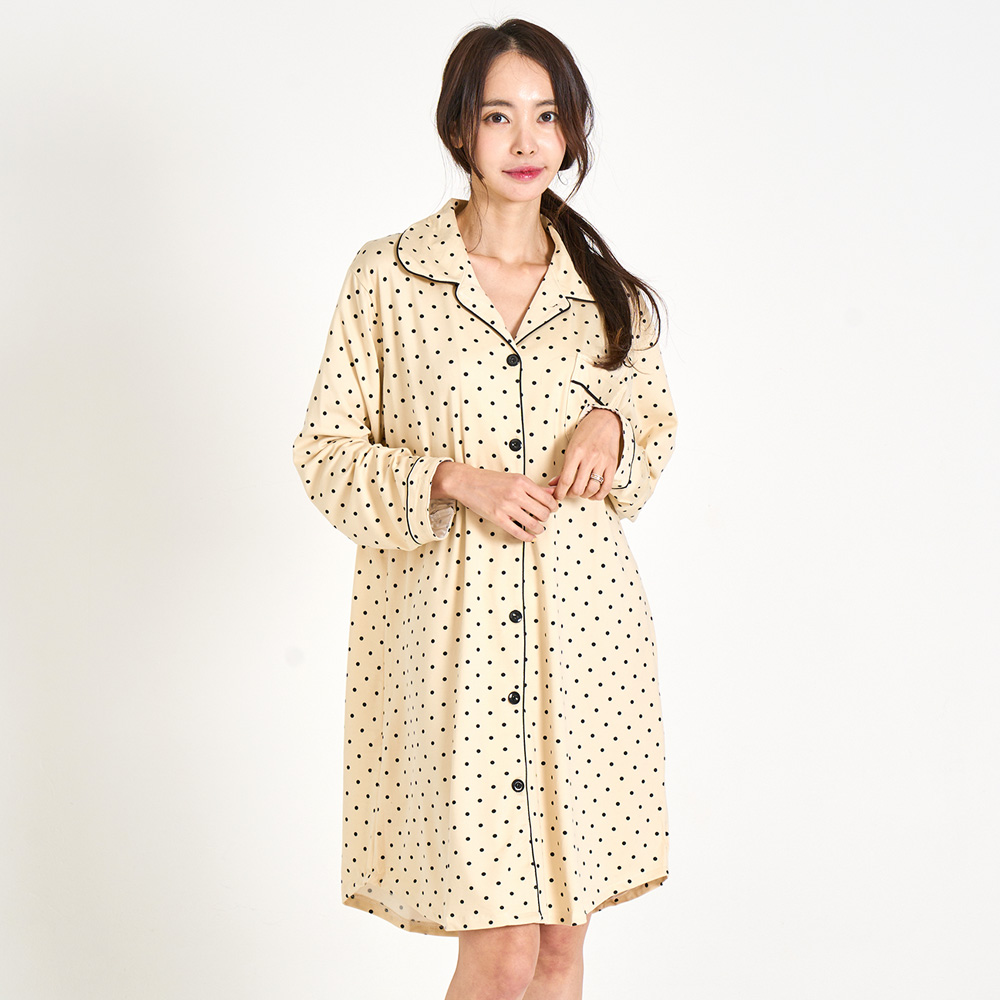 [3% 적립] (W) 에이원 미니 도트 피치 기모 카라 버튼 원피스 도트아이보리([3% 적립] (W) Aone Mini Dot Peach Fleece Collar Button Pajama Dress Dot Ivory) - 2