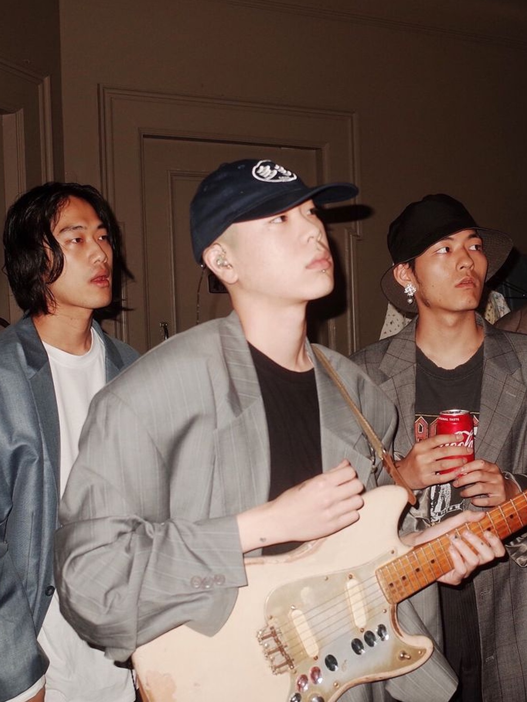 Dada Logo Cap Black White, Stussy NO.4 Hoodie Keylime 착용 스타일 - 2