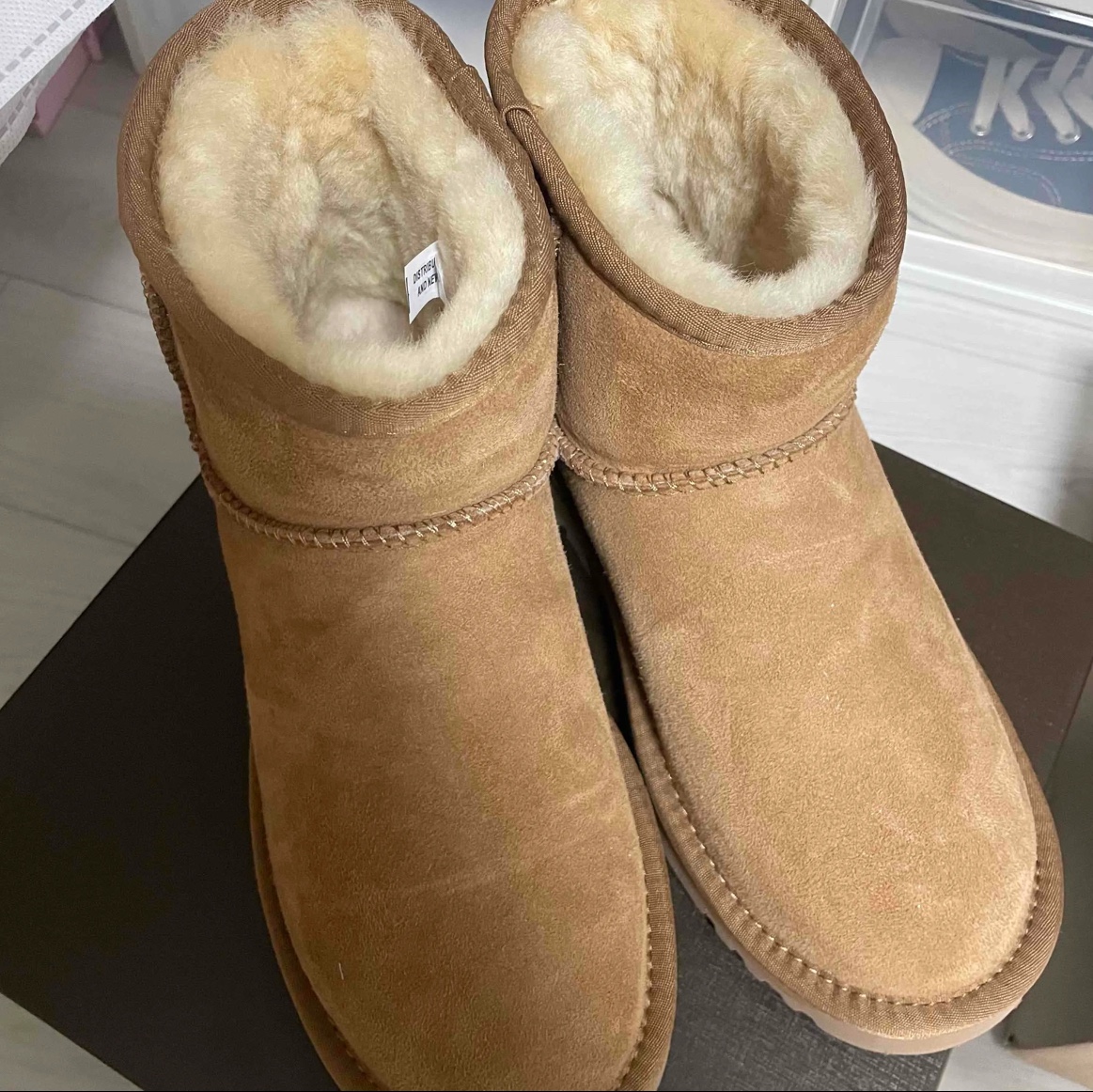 (W) UGG Classic Mini II Boots Chestnut 착용 스타일 - 2