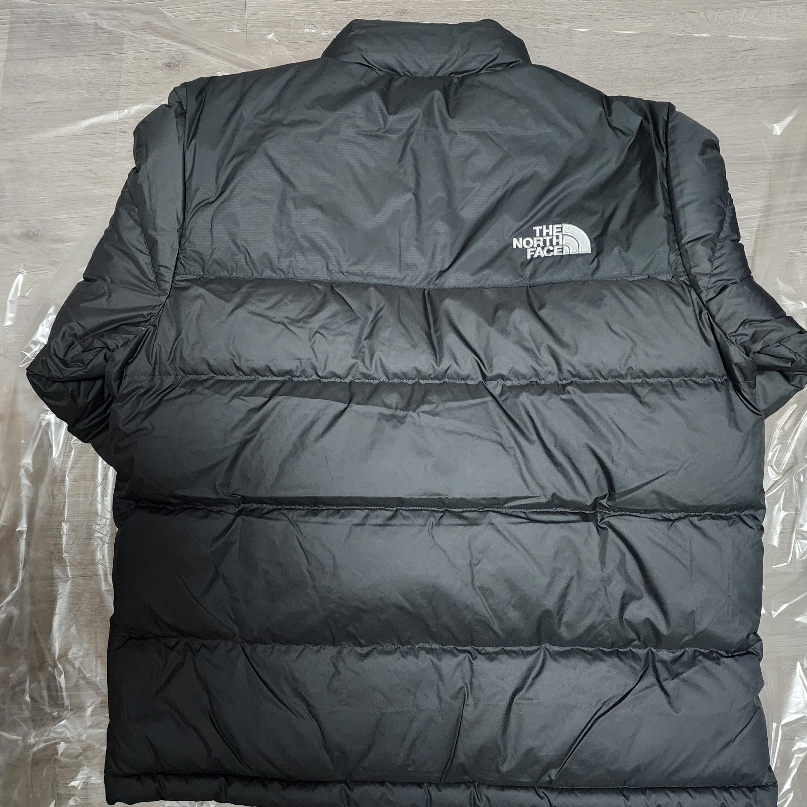 The North Face 1992 Nuptse Hybrid Down Ball EX Jacket Black, The North Face 1992 Nuptse Jacket Black 착용 스타일 - 2