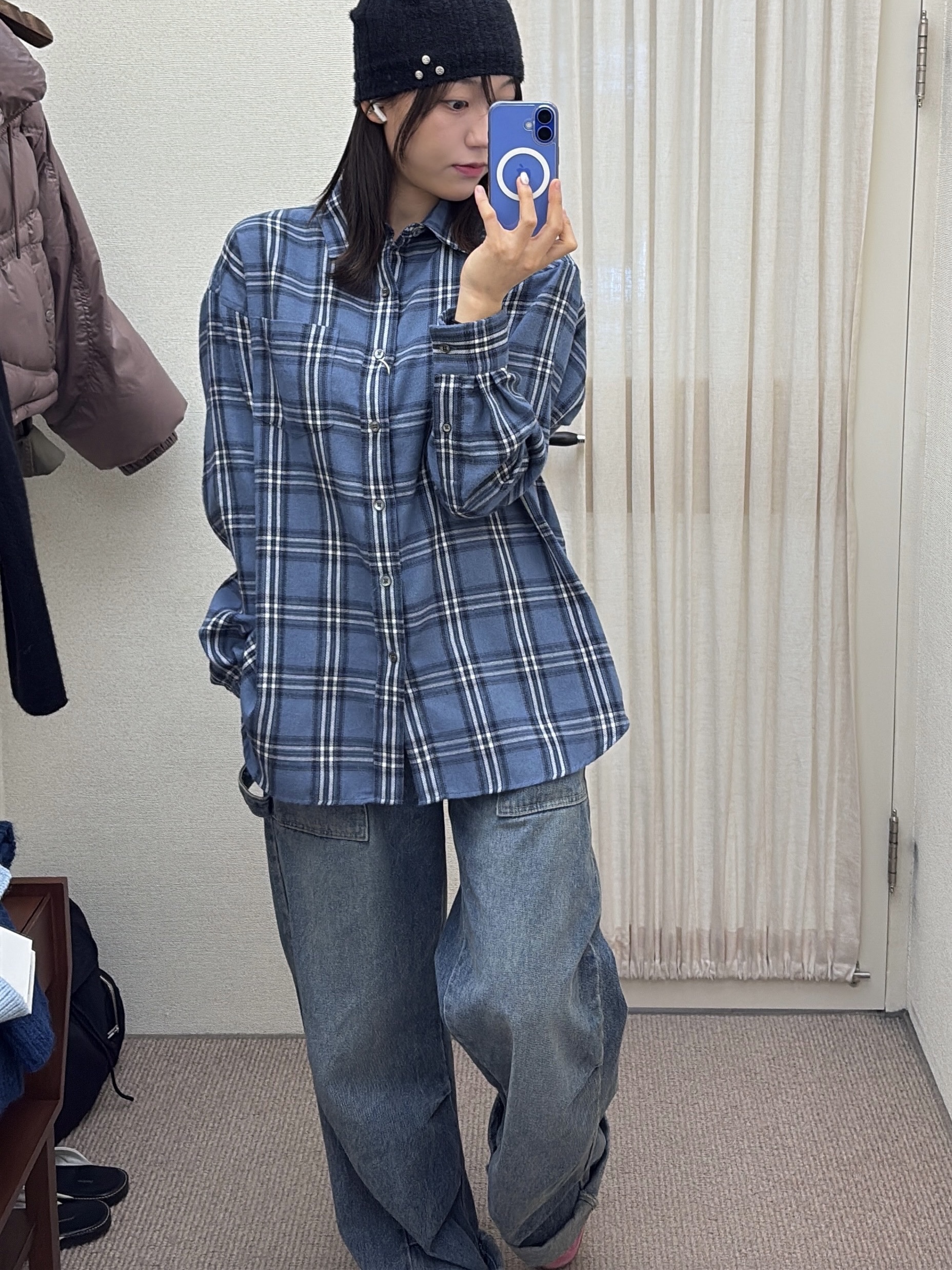 (W) Adidas Gazelle Indoor Bliss Pink, Aviemuah Relaxed Check Shirt Blue ์ฐฉ์ฉ ์คํ์ผ