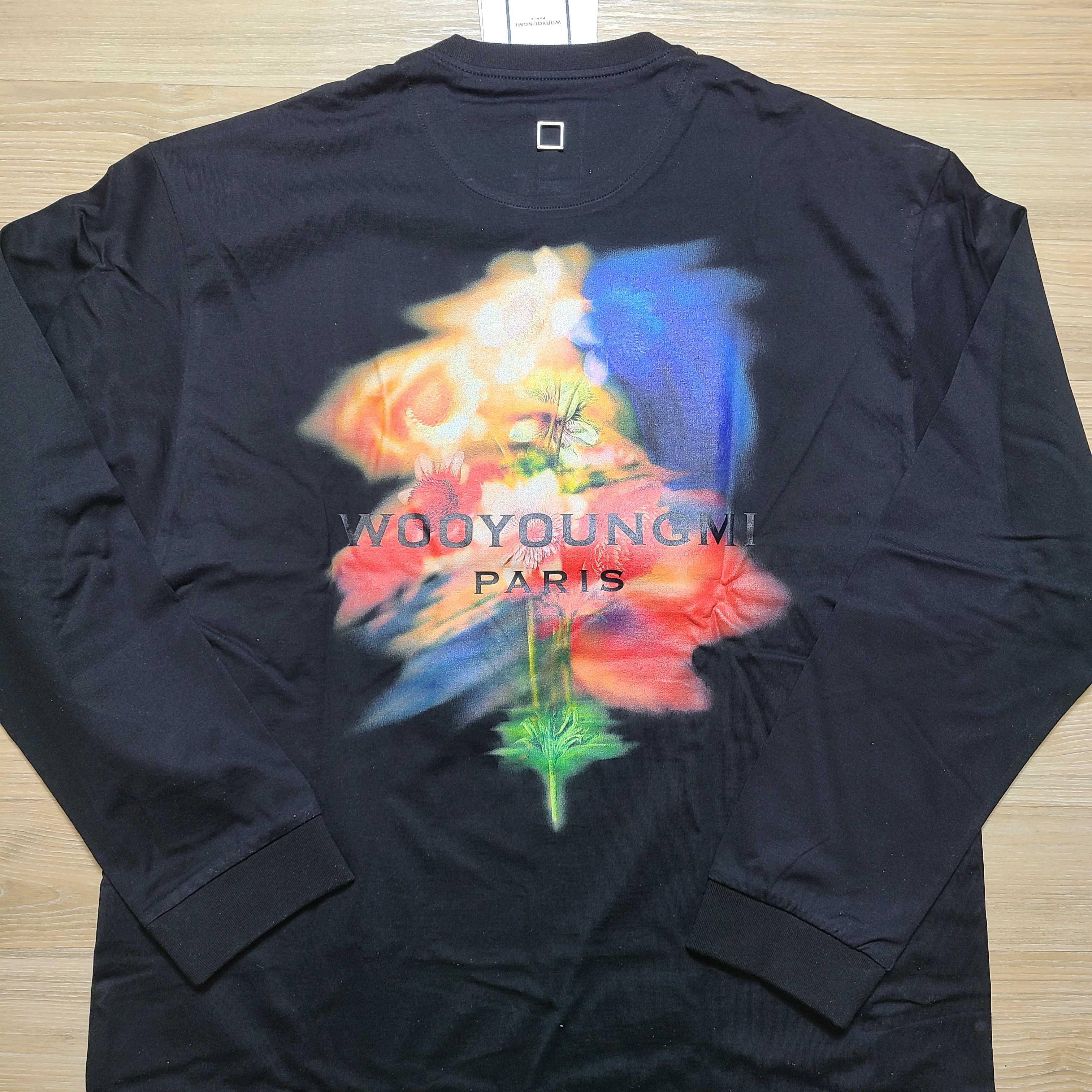 Wooyoungmi Swaying Flower Long Sleeve T-Shirt Black - 24FW 착용 스타일