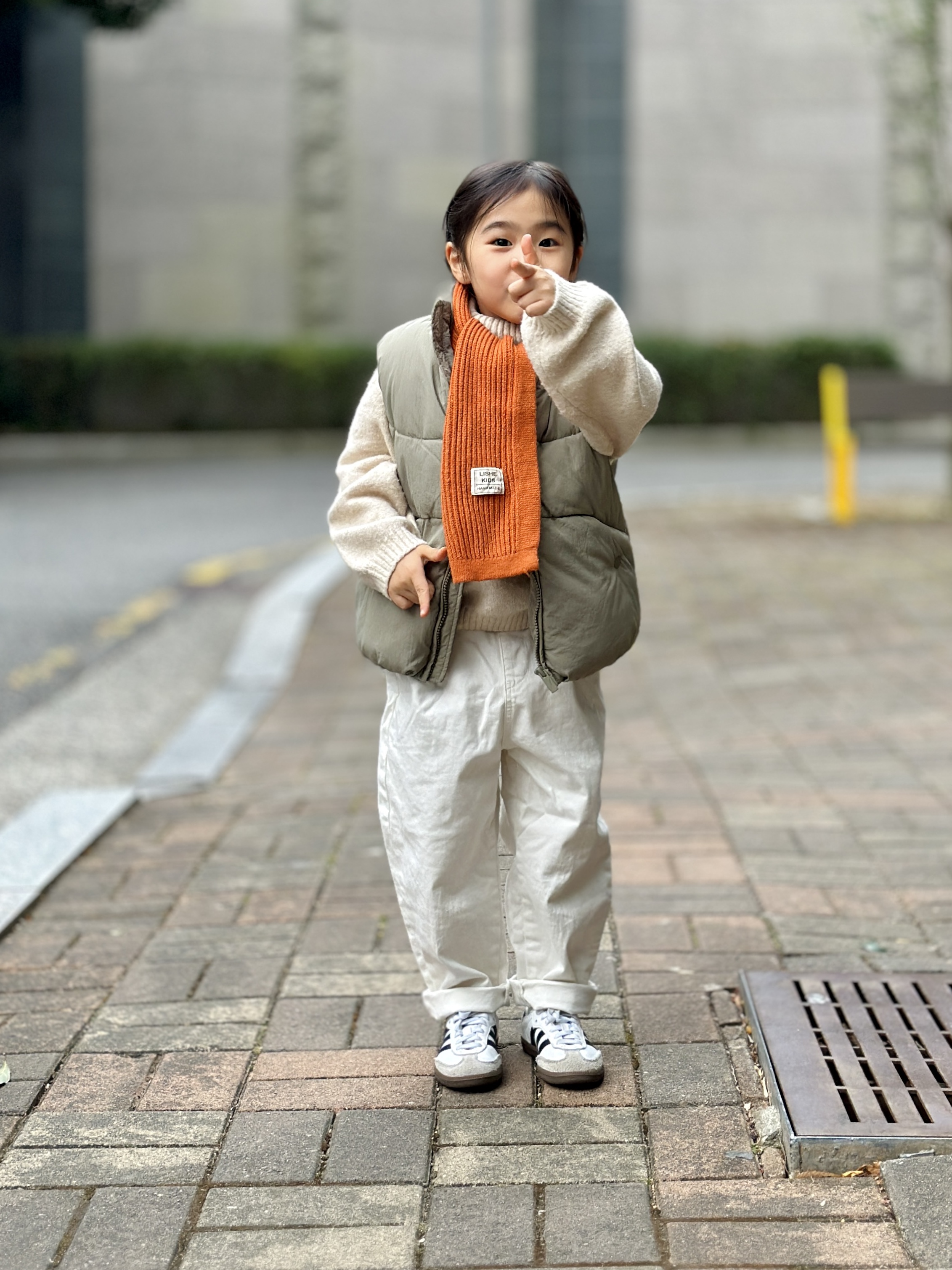 Adidas Samba OG Cloud White 착용 스타일 - 3