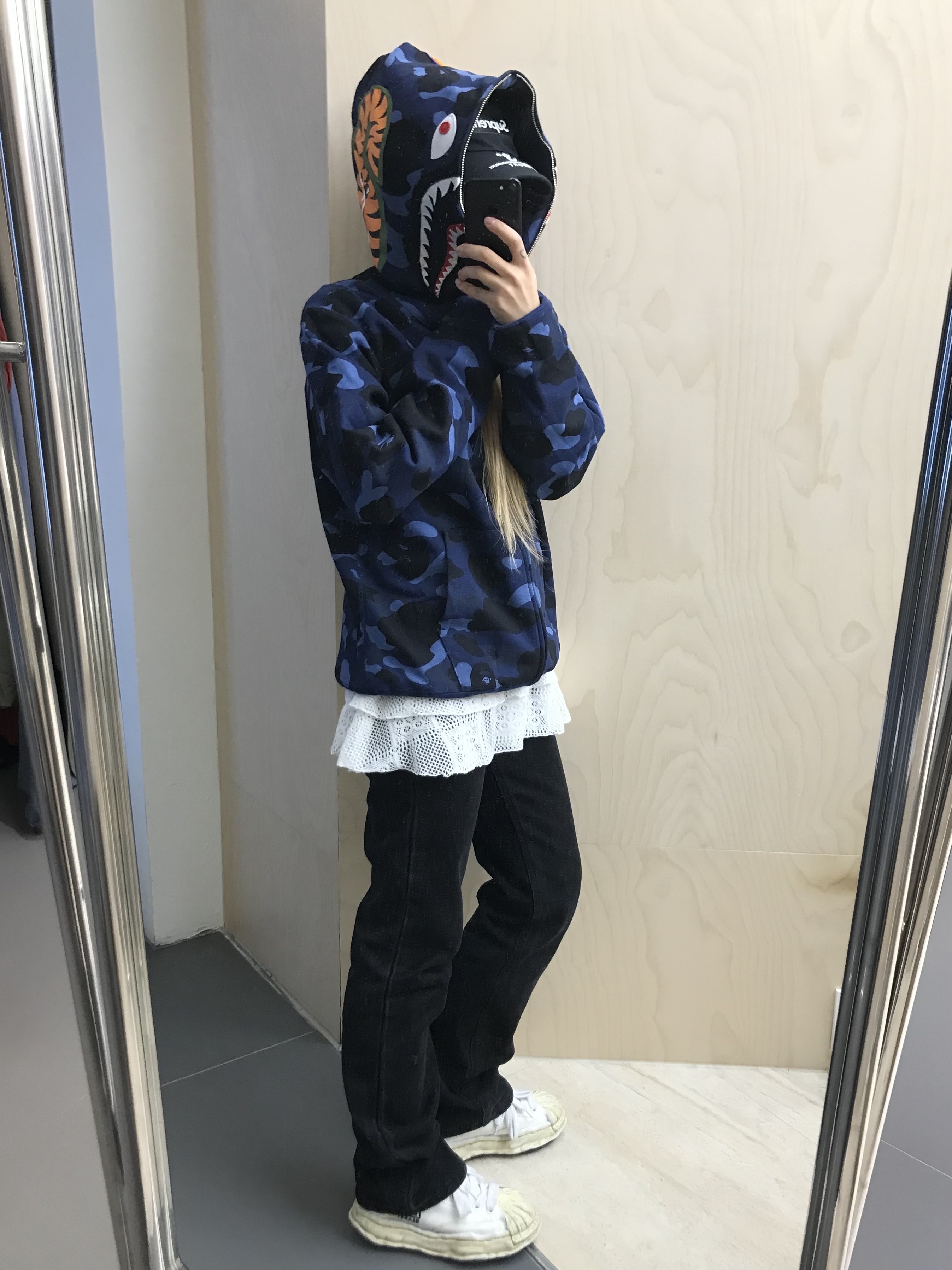BAPE Color Camo Shark Full Zip Hoodie Navy, Supreme Mesh Side Panel Camp Cap Black - 24SS 착용 스타일