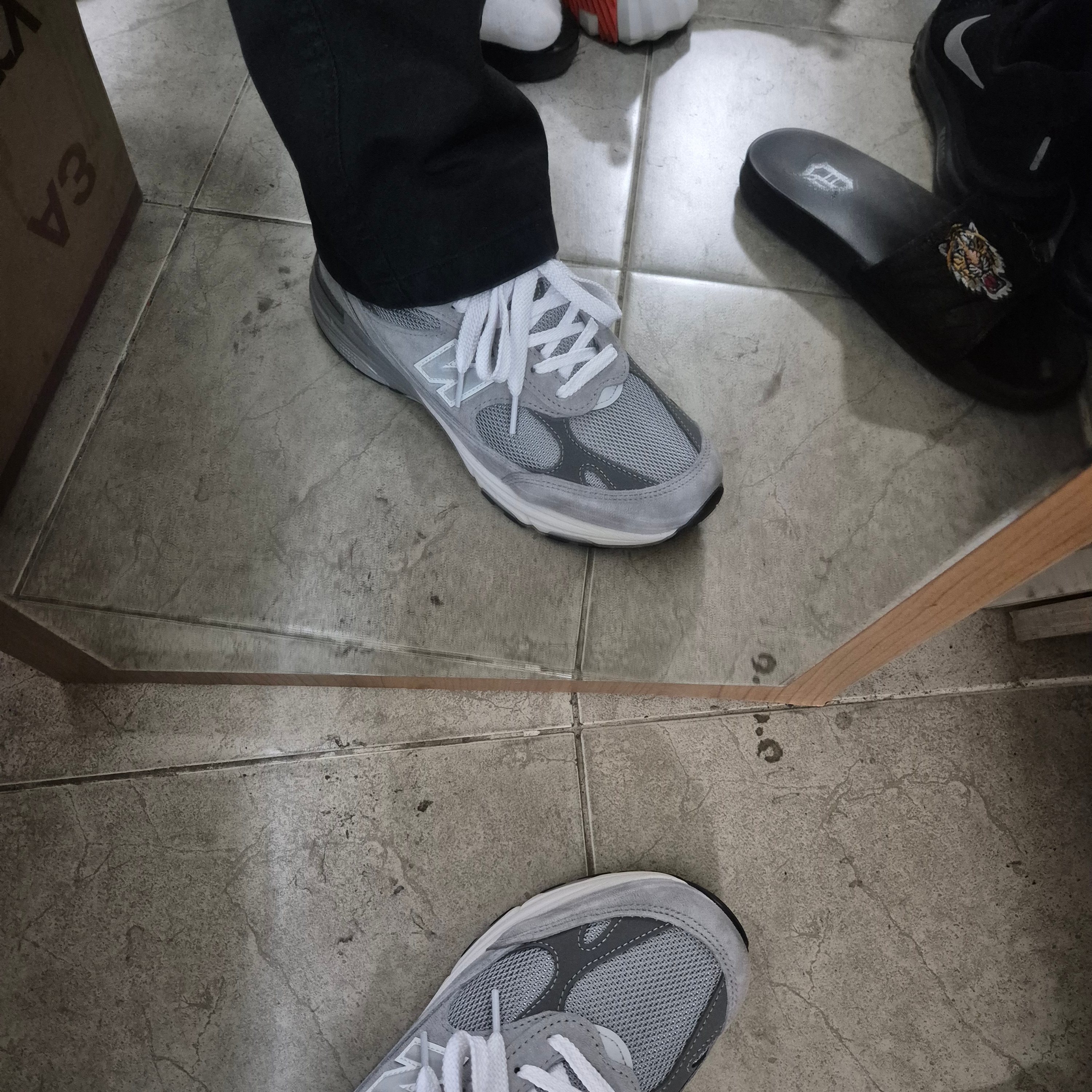 New Balance 993 Made in USA Grey - D Standard 착용 스타일