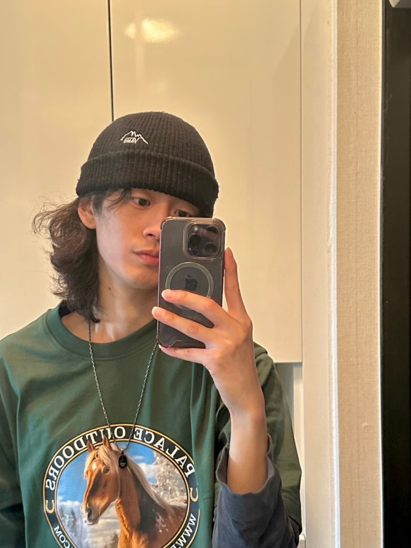 Palace Equestrian T-Shirt Racey Green - 24FW 착용 스타일