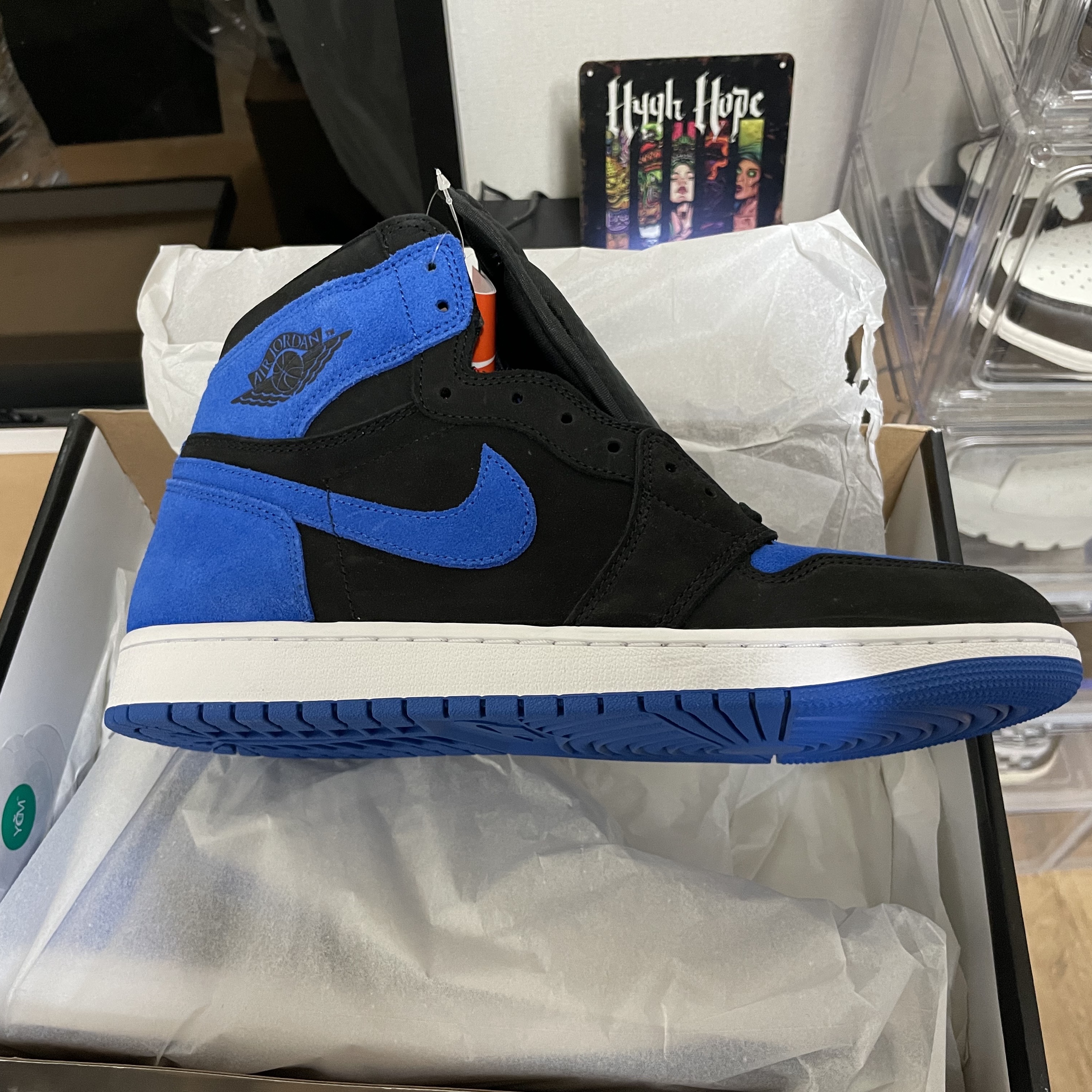 Jordan 1 Retro High OG Royal Reimagined 착용 스타일 - 2