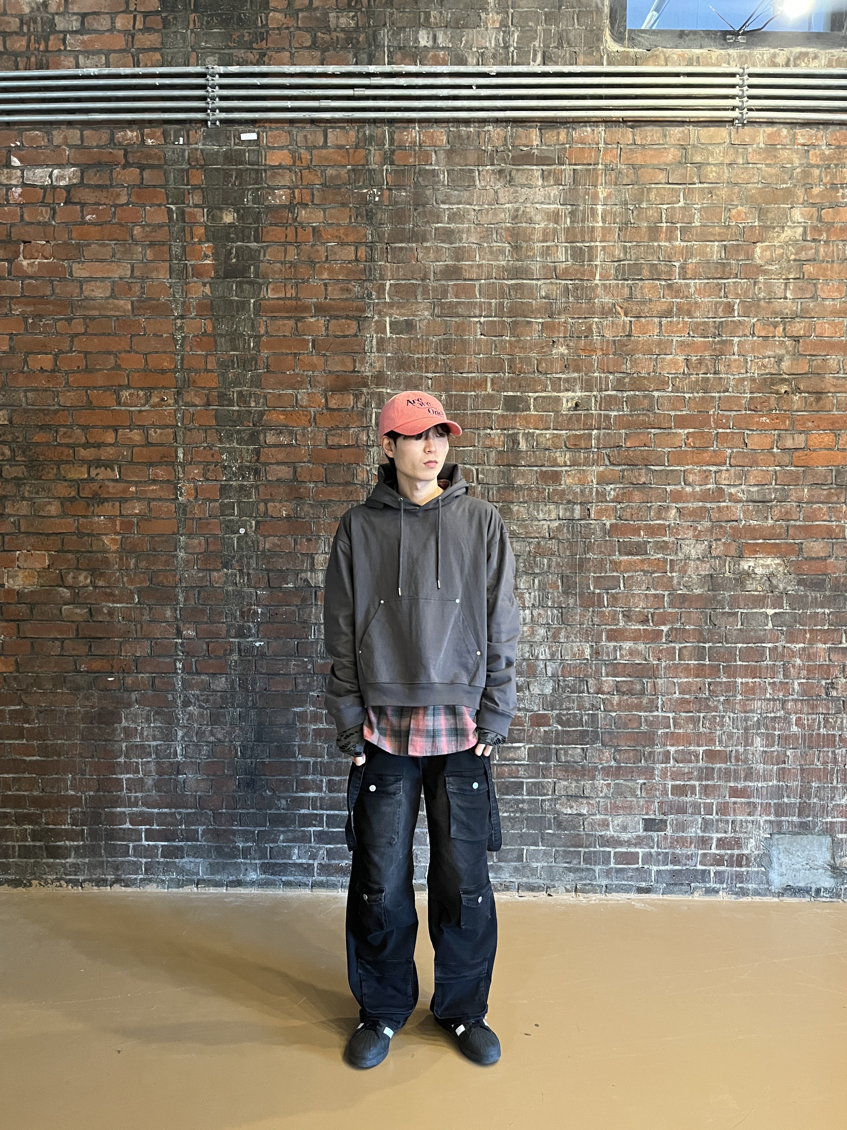 DVAN Are We One? Pigment Emb Ball Cap Neon Pink 착용 스타일 - 7