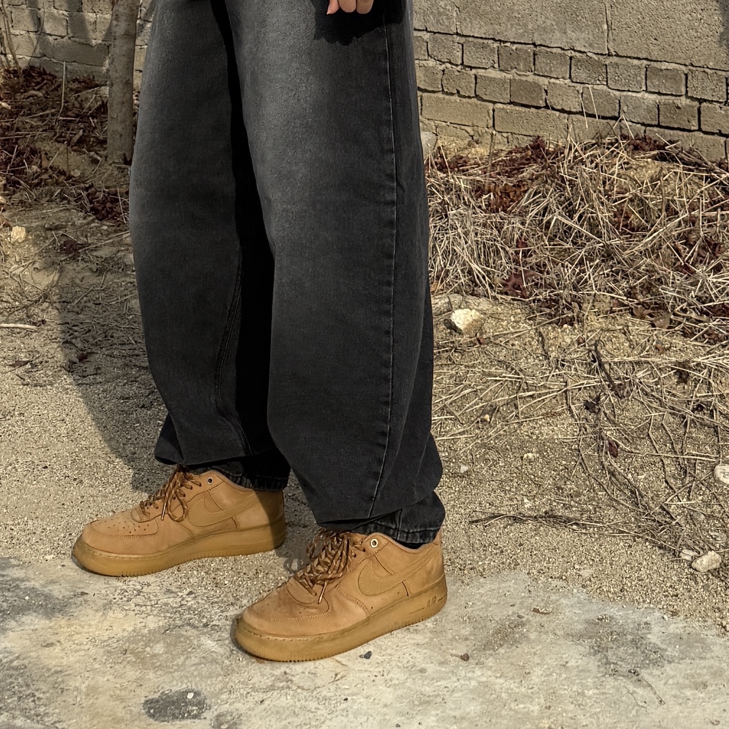 Nike Air Force 1 '07 WB Flax 착용 스타일