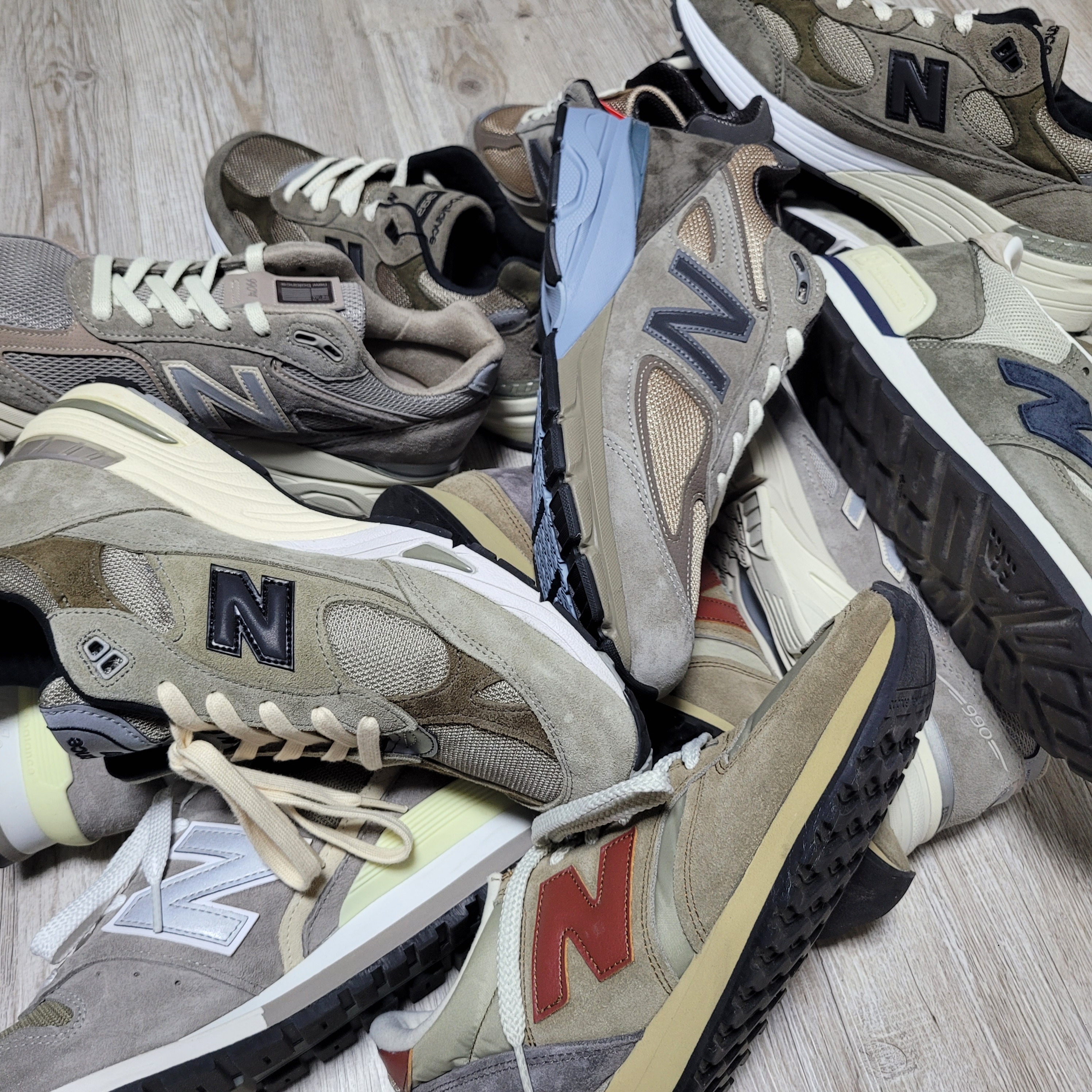New Balance x JJJJound 992 Made in USA Grey, New Balance 730 Made in UK Beige 착용 스타일