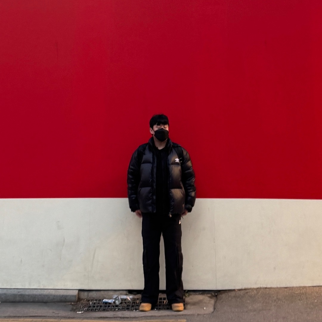 (W) Nike ACG Smith Summit Zip-Off Pants Black - Asia, Nike x Stussy Long Sleeve Top Black (FJ9164-010) 착용 스타일 - 1