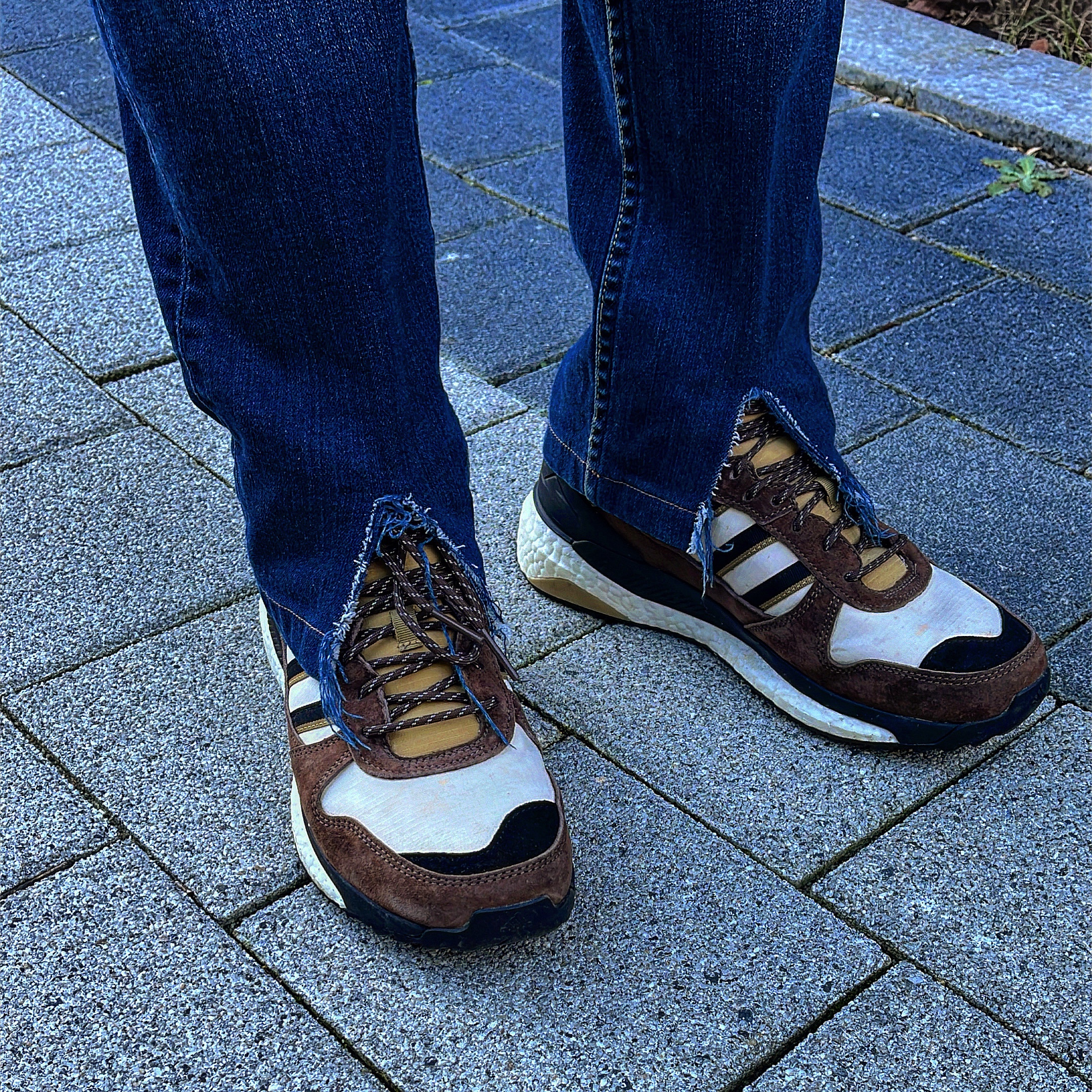 Adidas x Human Made Marathon Free Hiker Chalk White 착용 스타일