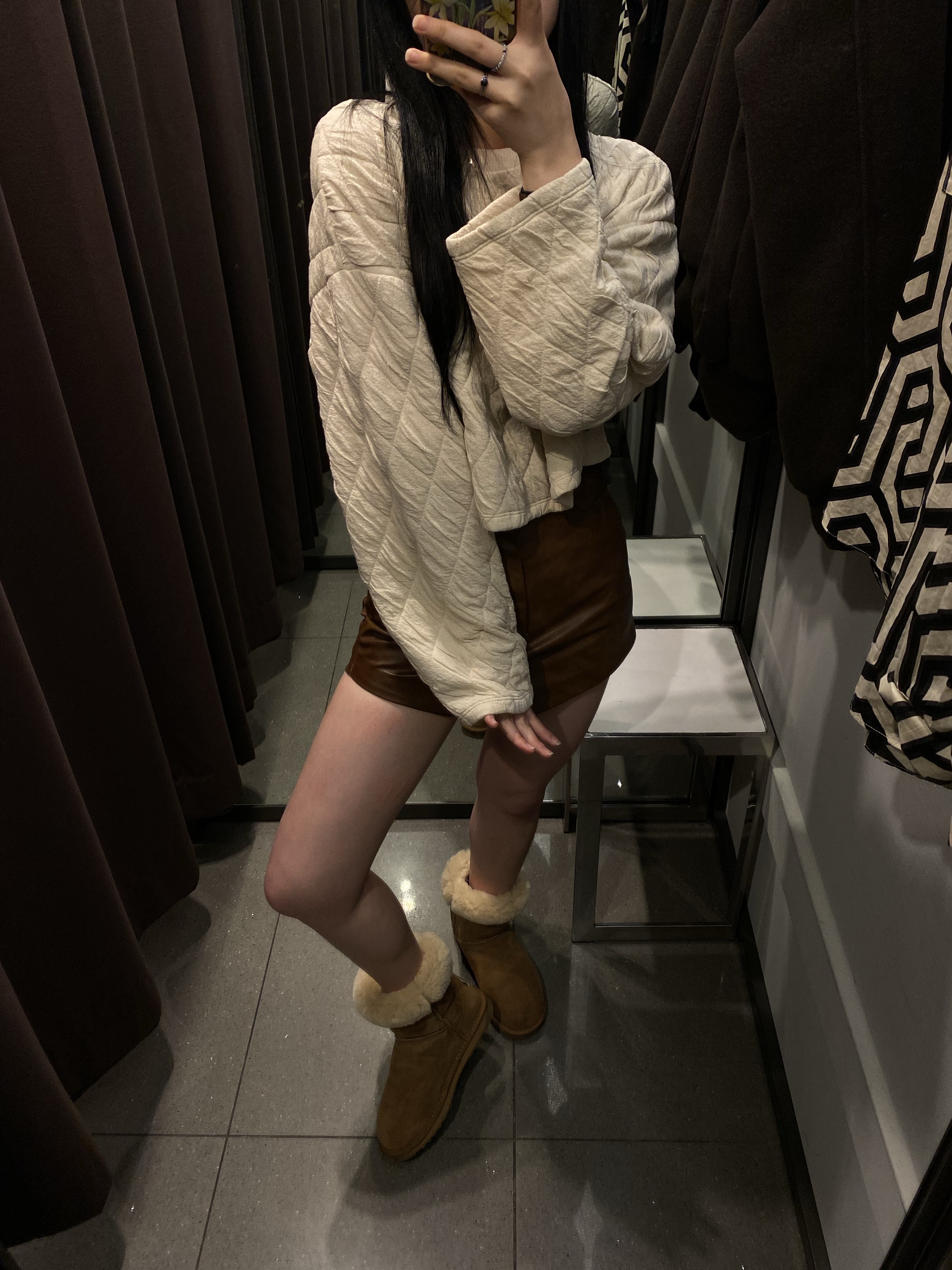 (W) UGG Classic Short II Boots Chestnut 착용 스타일