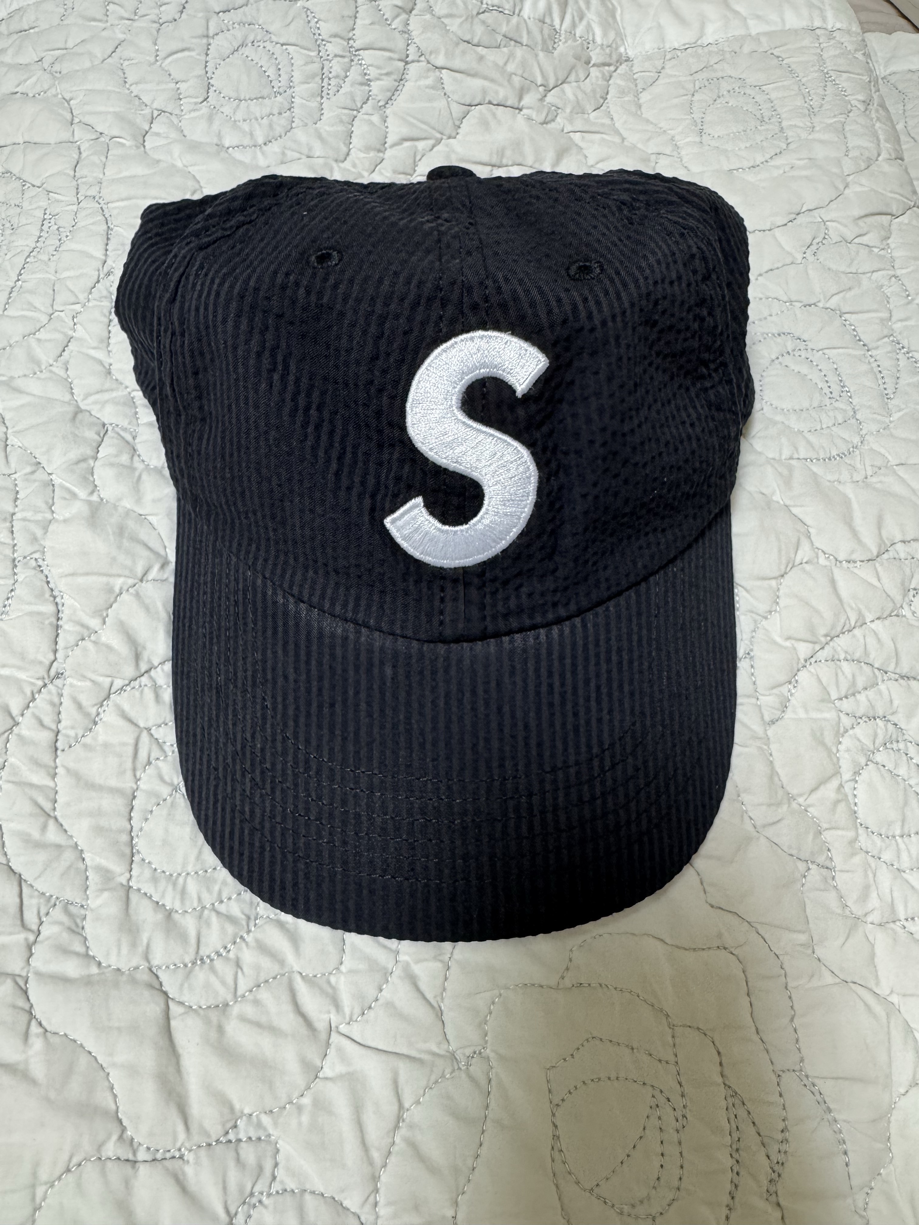 Supreme Seersucker S Logo 6-Panel Black - 24SS 착용 스타일