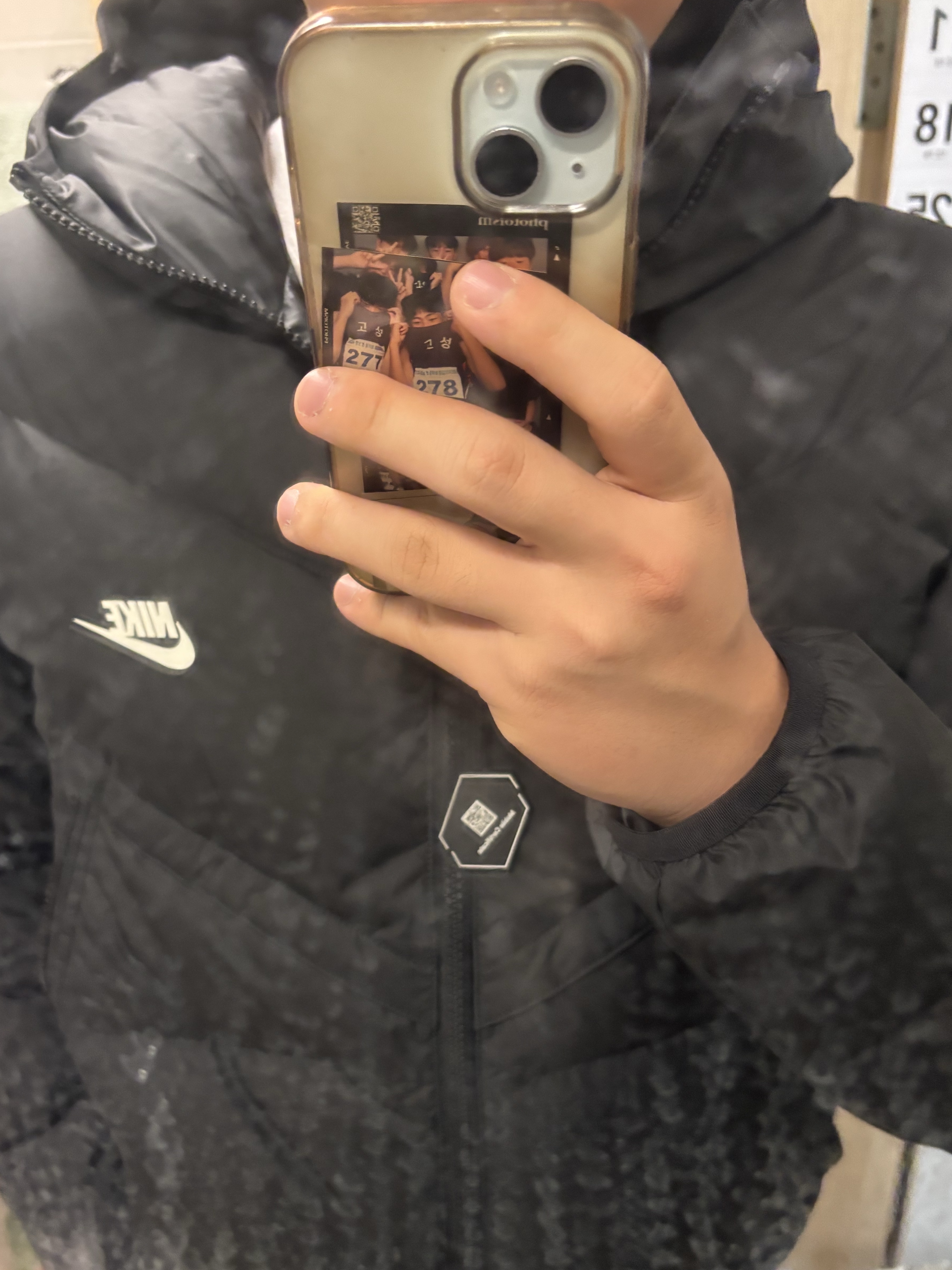 Nike NSW Storm-Fit Windrunner Hoodie Jacket Black 착용 스타일