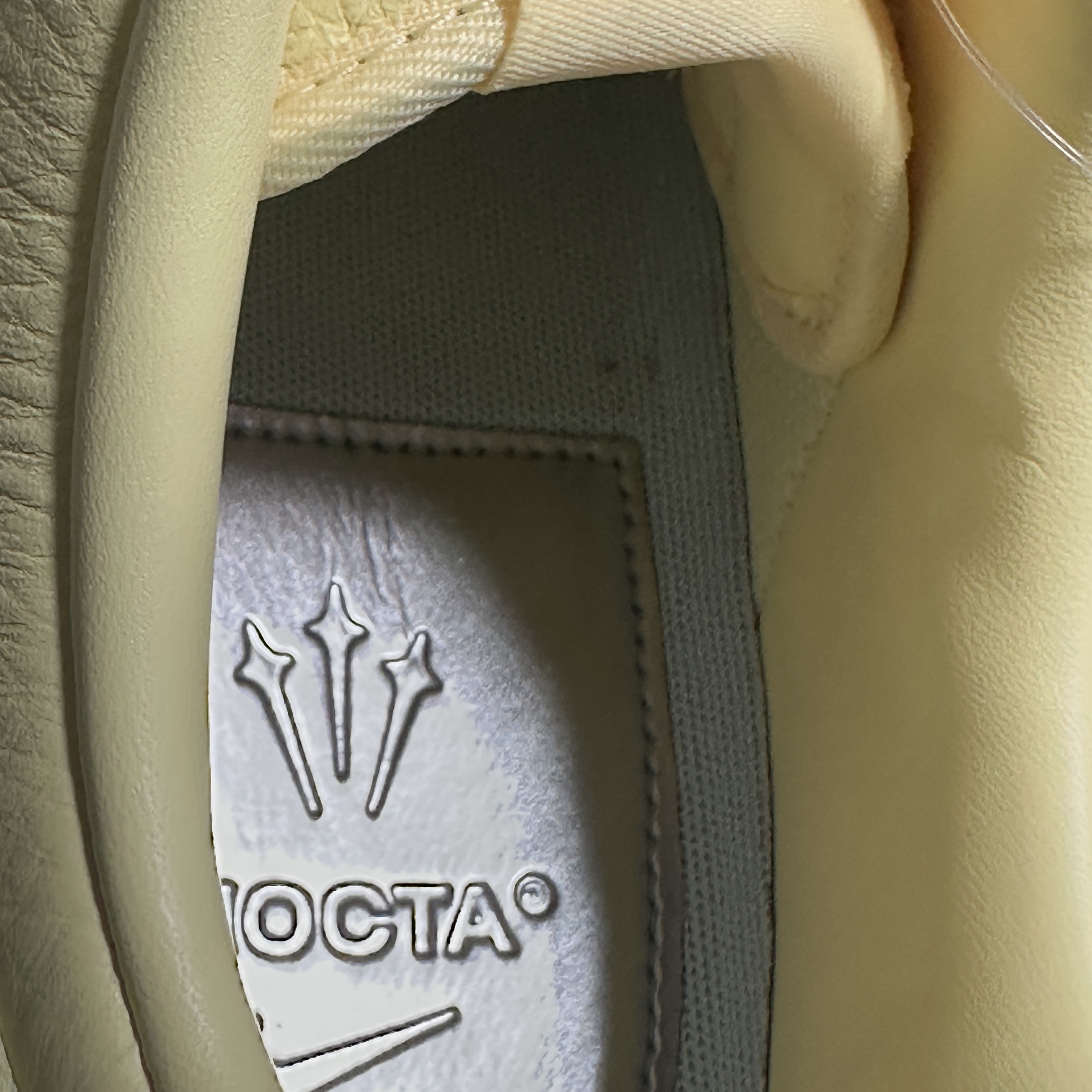 Nike x Drake Nocta Air Force 1 Low SP Certified Lover Boy Citron Tint Cobalt Tint 착용 스타일