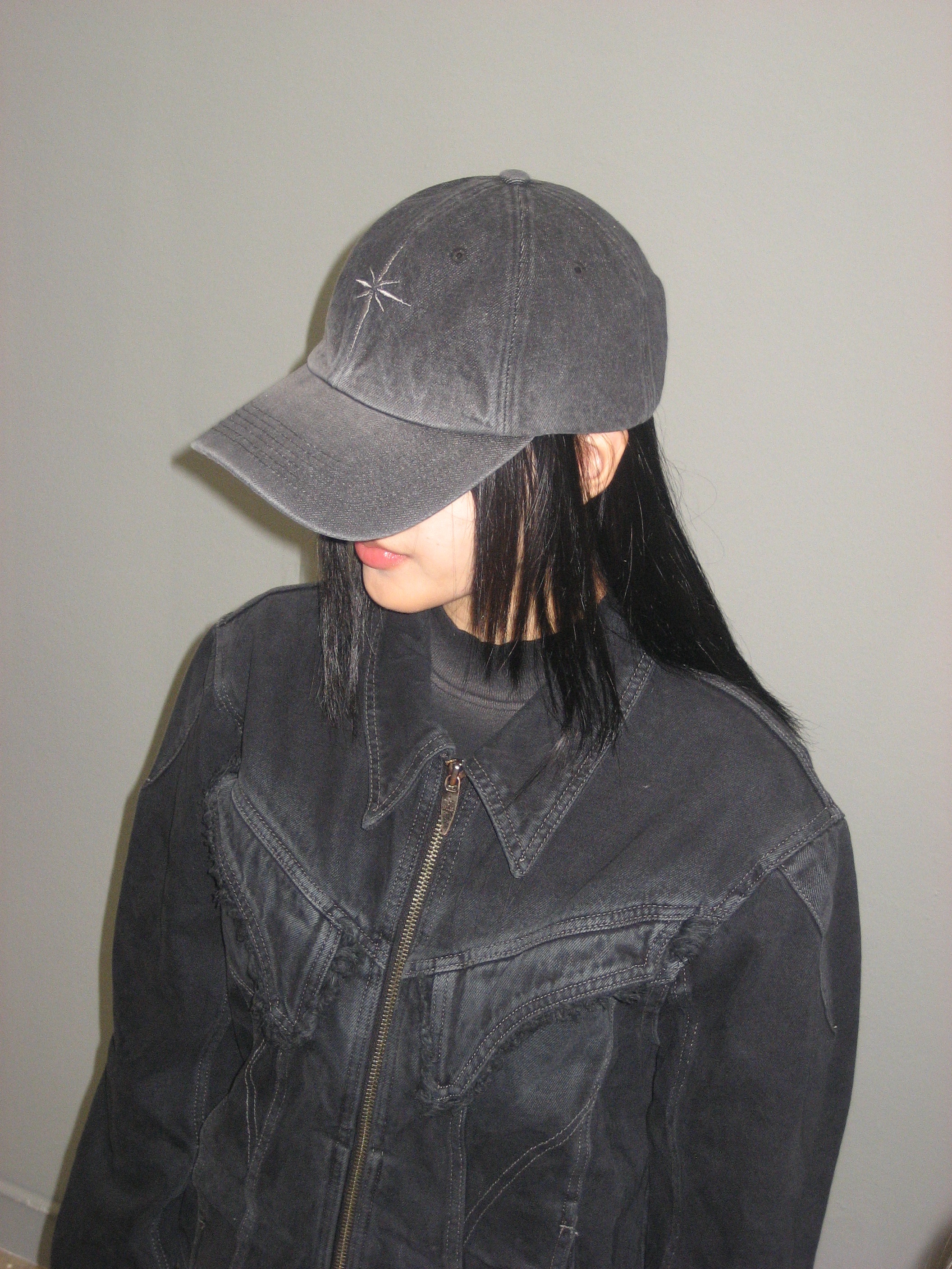 BLR Snowflakes Logo Washing Denim Ball Cap Black, [KREAM 단독] BLR Dyed Curved Line Denim Trucker Jacket Black 착용 스타일