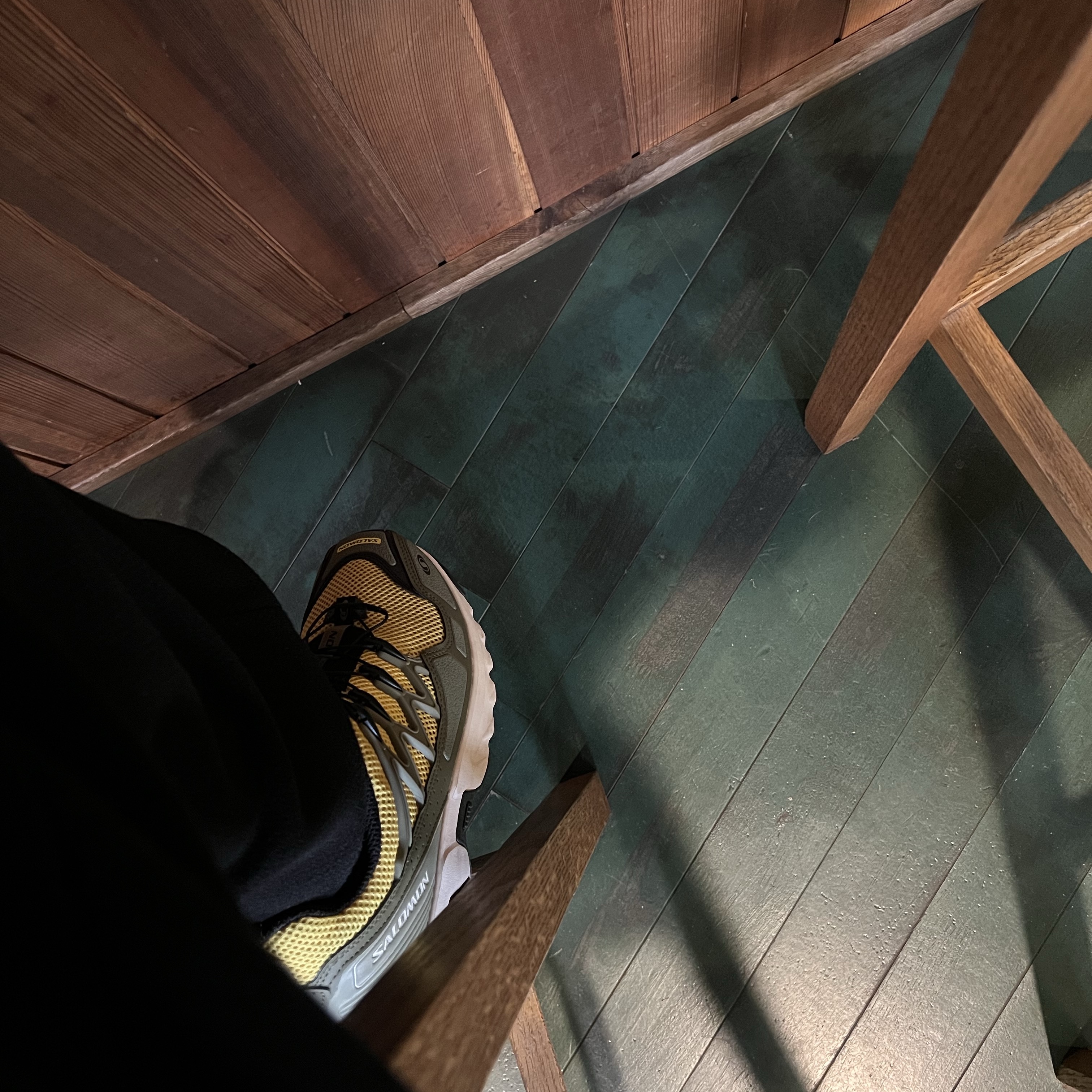 Salomon ACS +OG Buttercup Olive Night Black 착용 스타일