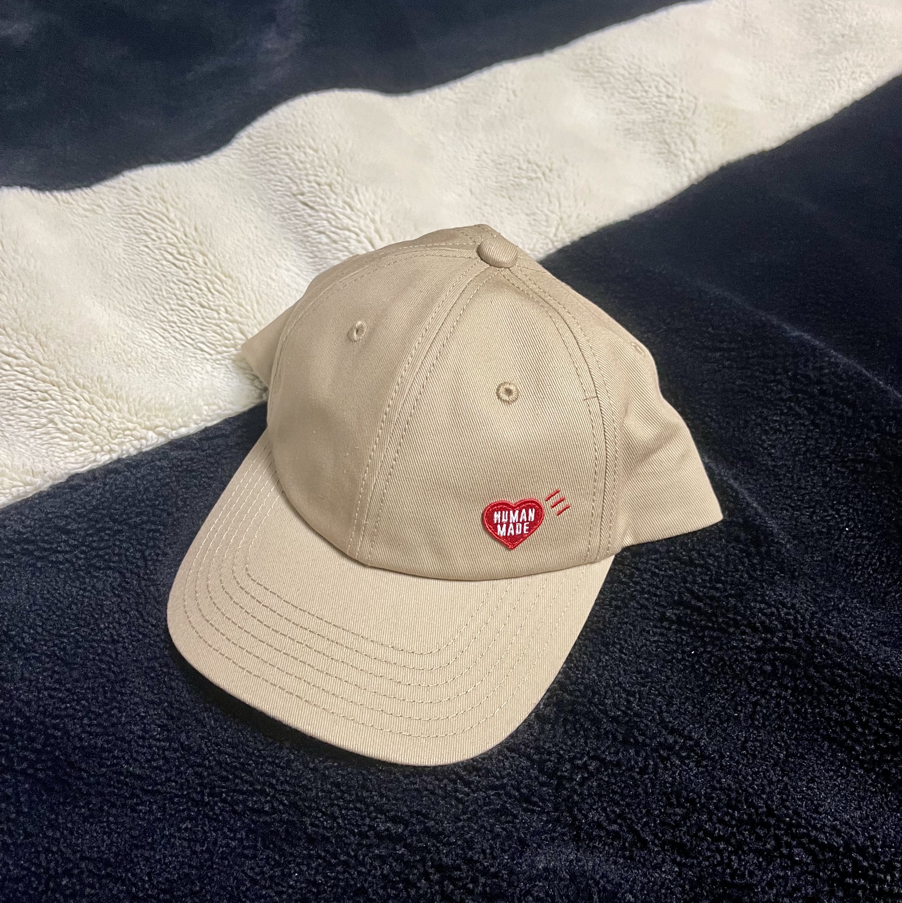 Human Made 6 Panel Twill Cap Beige - Offline Store Exclusive 착용 스타일
