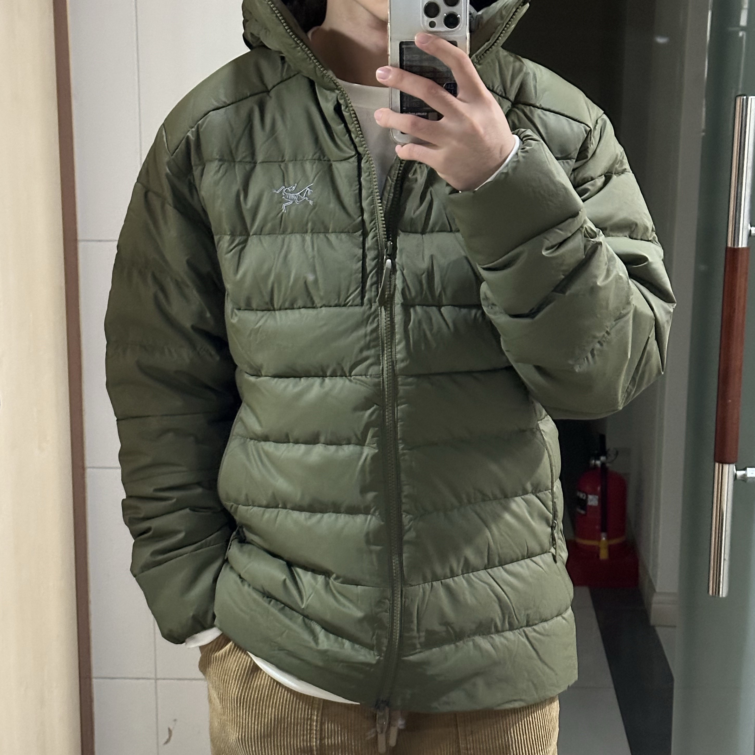 Arc'teryx Thorium Hoody Tatsu 착용 스타일