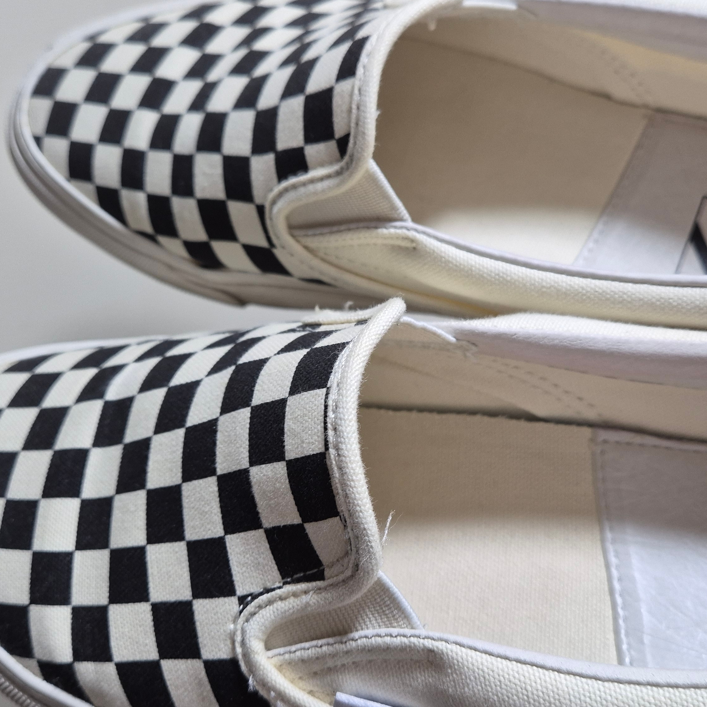 Vans Vault OG Classic Slip-On Checkerboard 착용 스타일