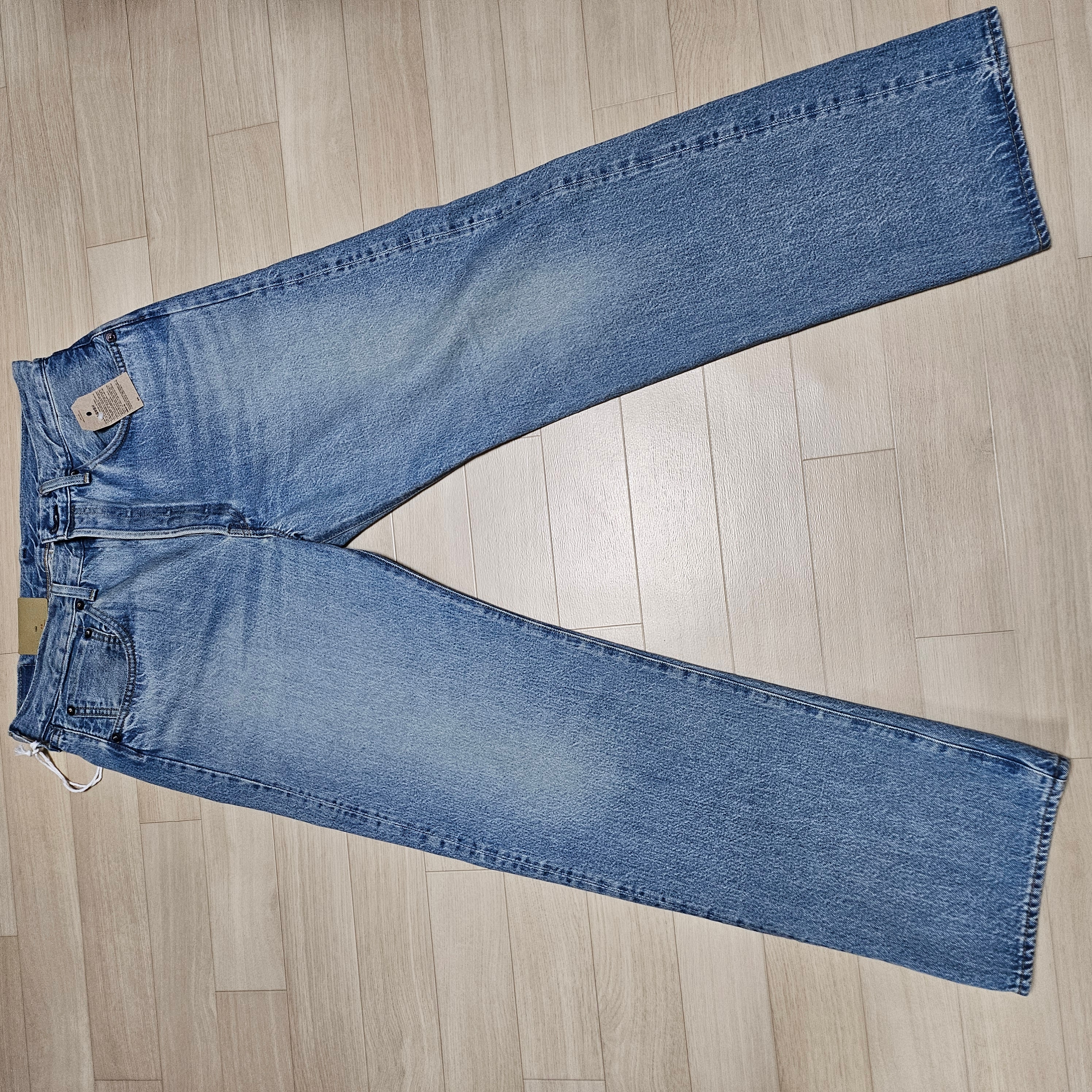 Levi's LVC 1955 Japan 501 Jean Blackjack Blue 착용 스타일 - 2