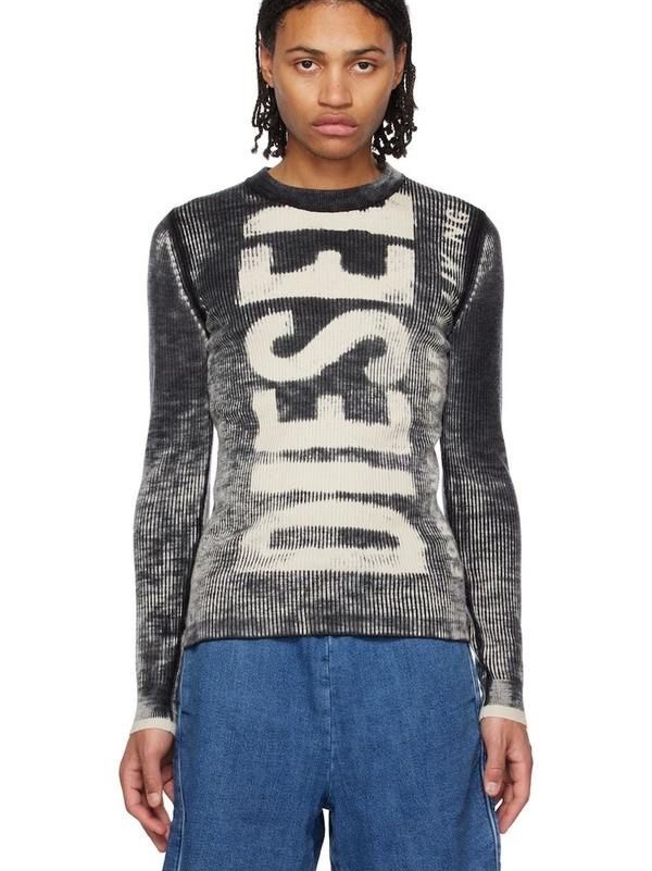 (W) Diesel Slim M-Arita Painting Logo Knit Black, Diesel Sweatshirt with Burn Out Logo Red 착용 스타일 - 2
