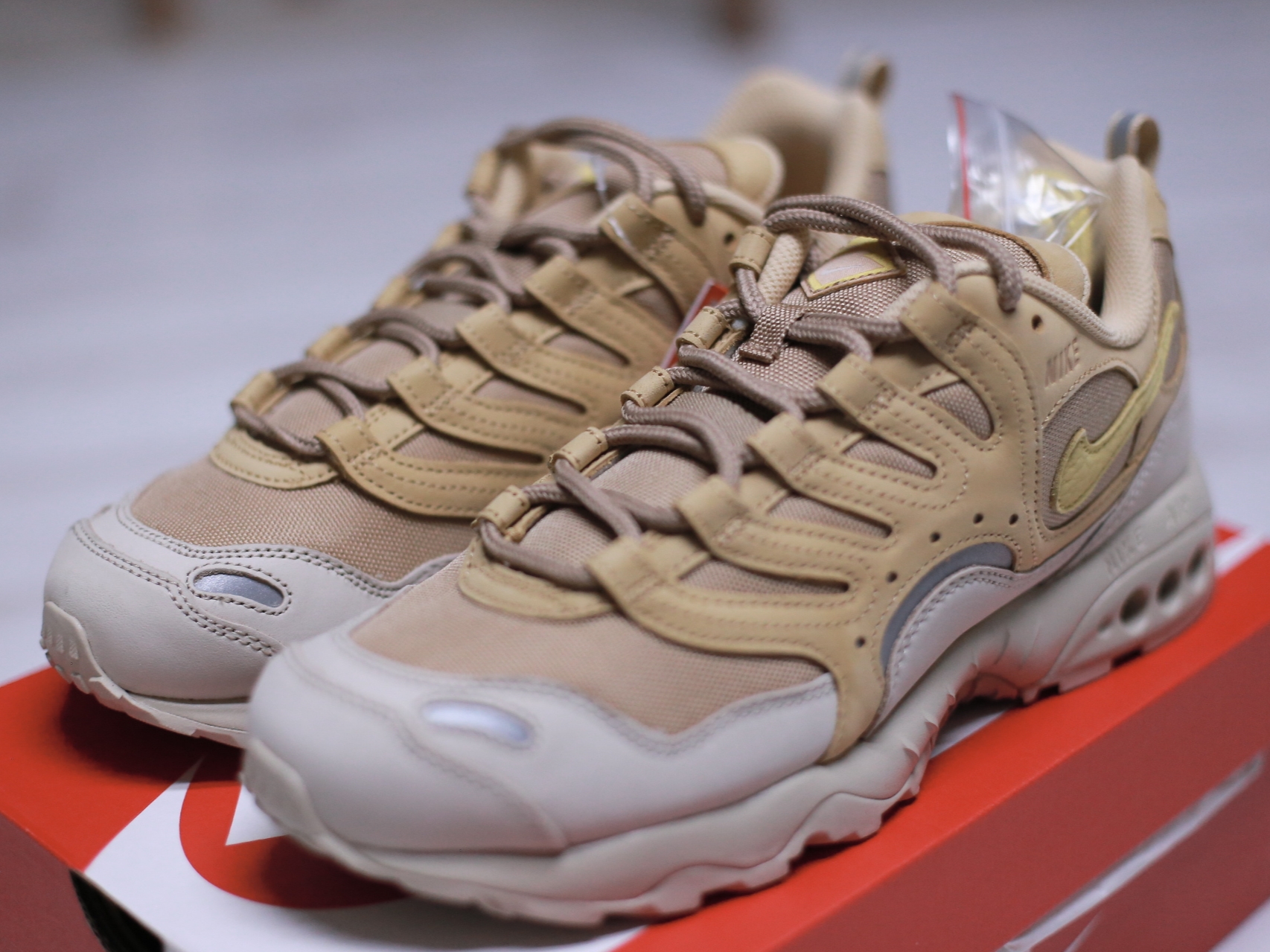 Nike Air Terra Humara SP Hemp and Sesame 착용 스타일 - 2