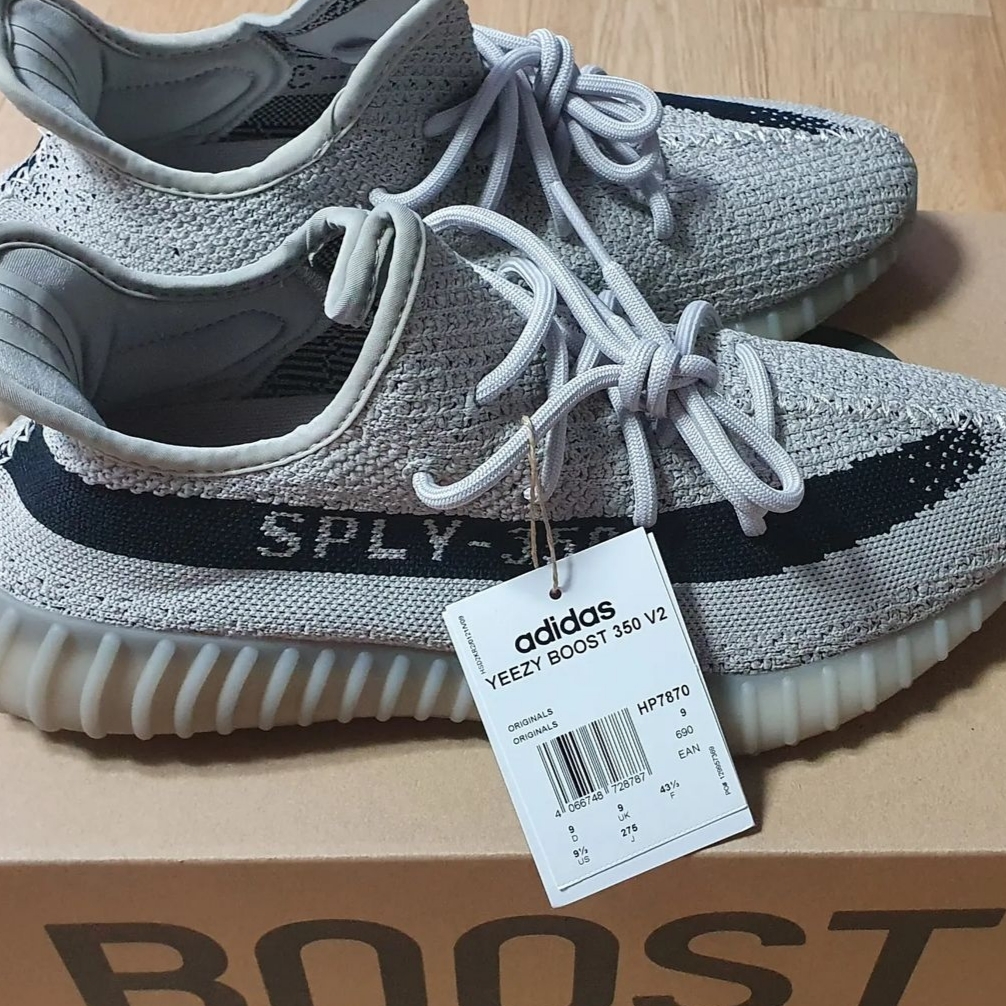 Adidas Yeezy Boost 350 V2 Slate Core Black 2022/2023 착용 스타일