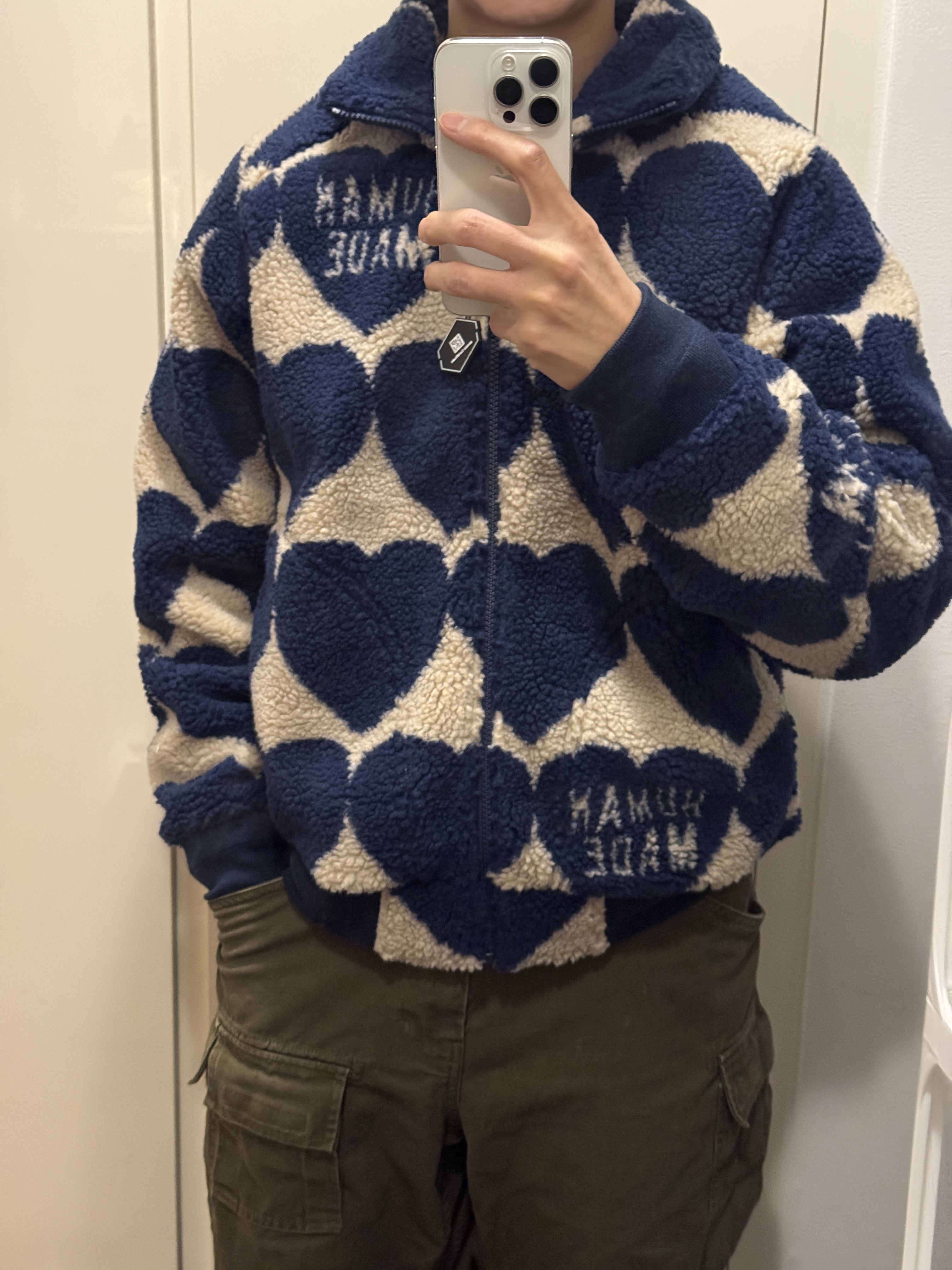 Human Made Heart Fleece Jacket Blue, AMI de Coeur Sweatshirt Black 착용 스타일