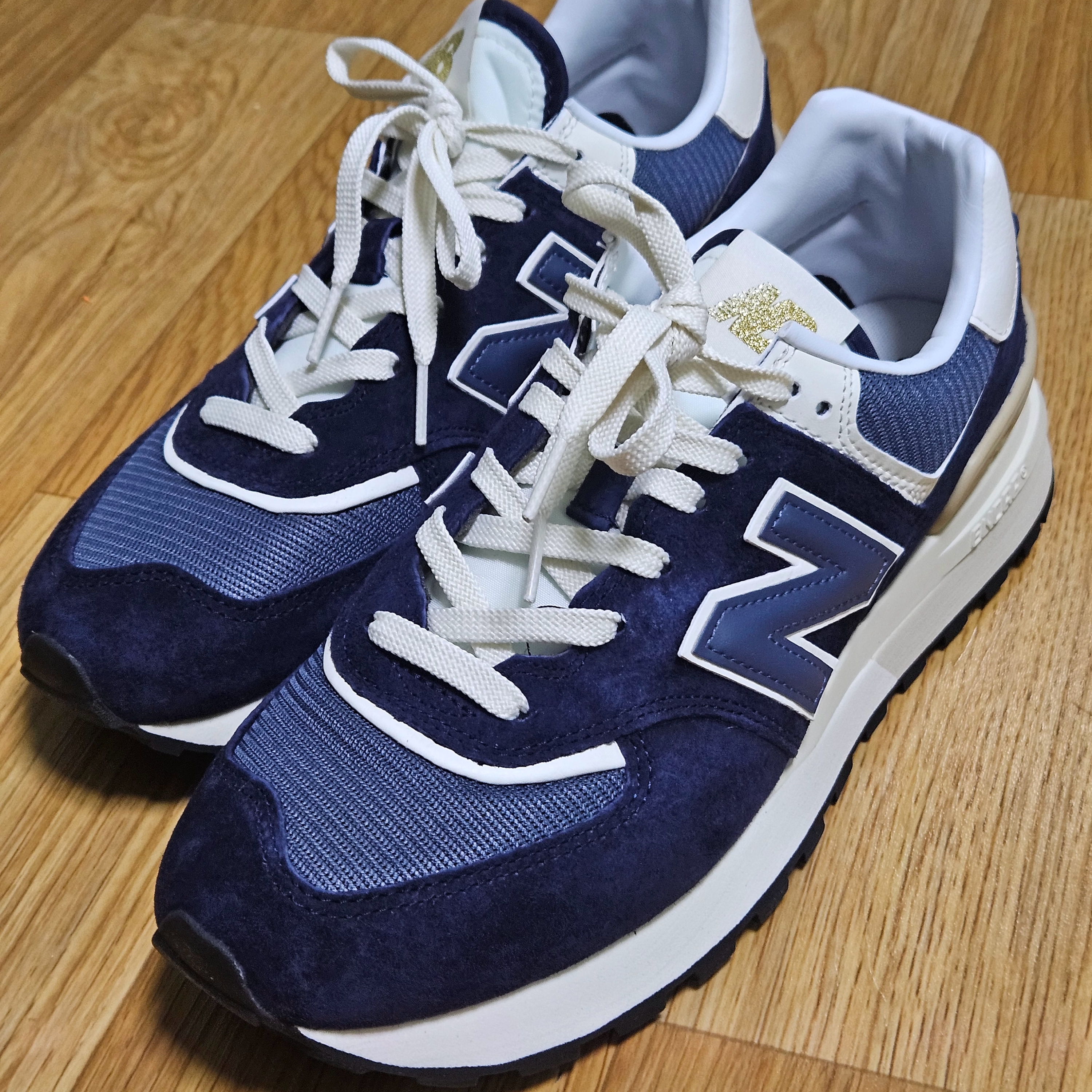 New Balance 574 Legacy Navy 착용 스타일 - 3